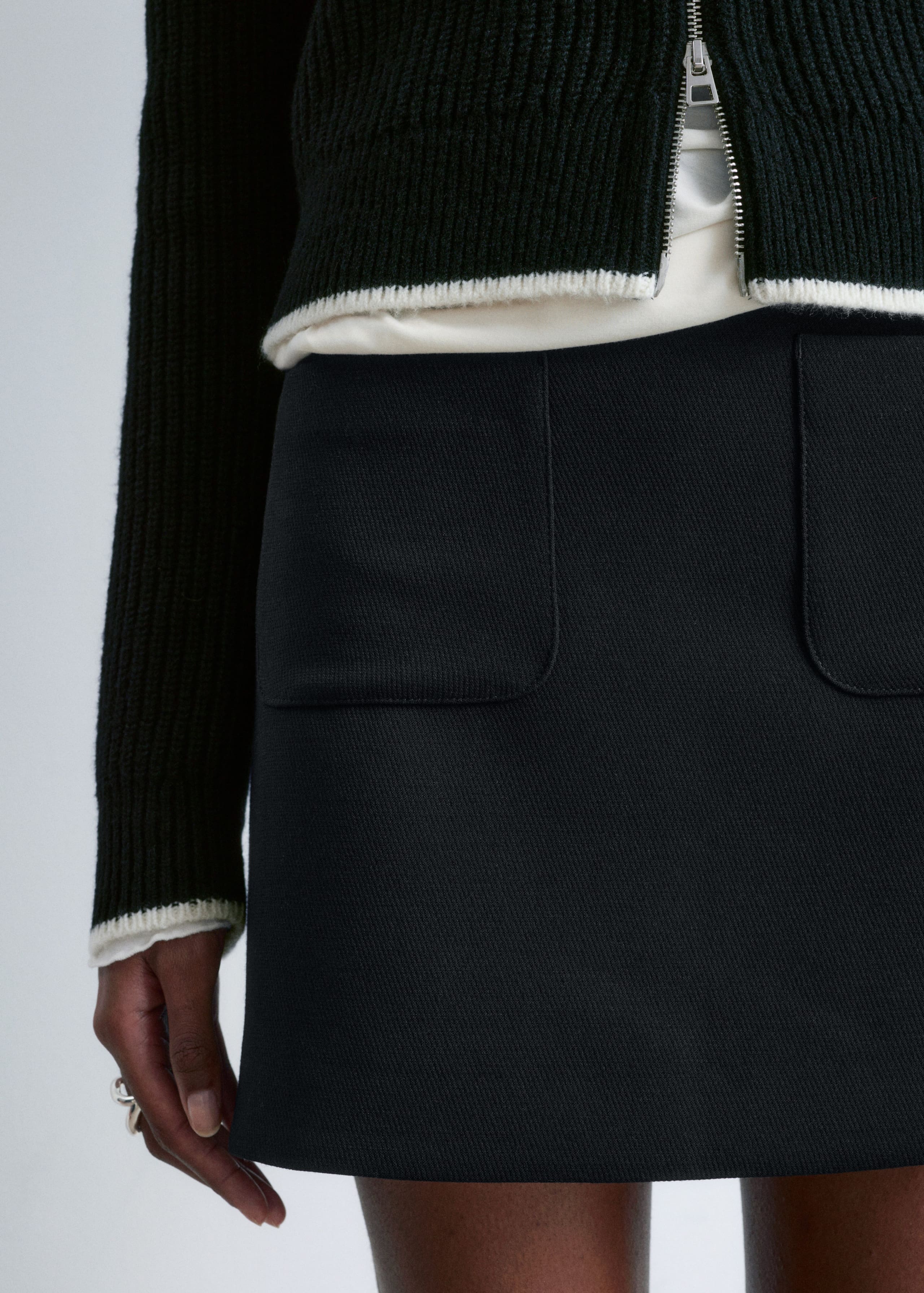 Image of A-linjeskuren kjol