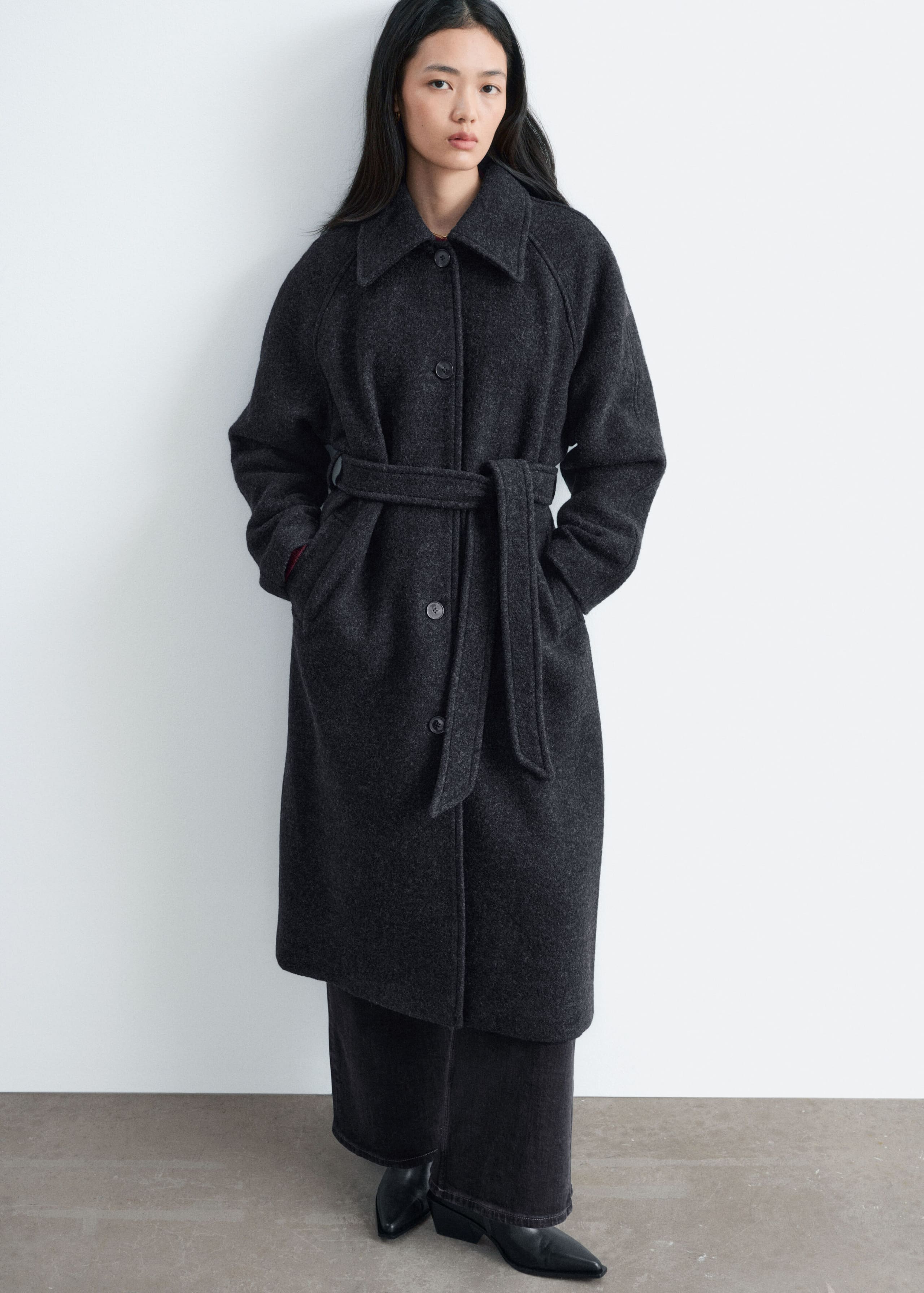 Jas van boucléwol - Donkerbruin - Lookbook
