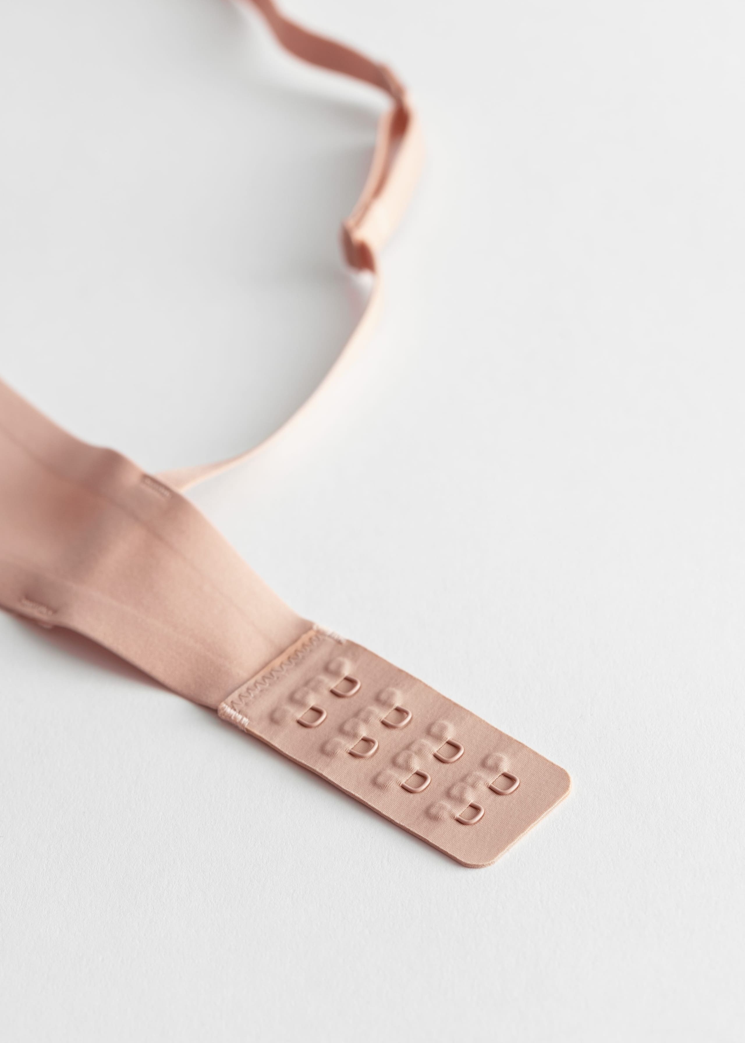 SeamlessTechnicalPaddedBra - Dark Brown - Bodegón