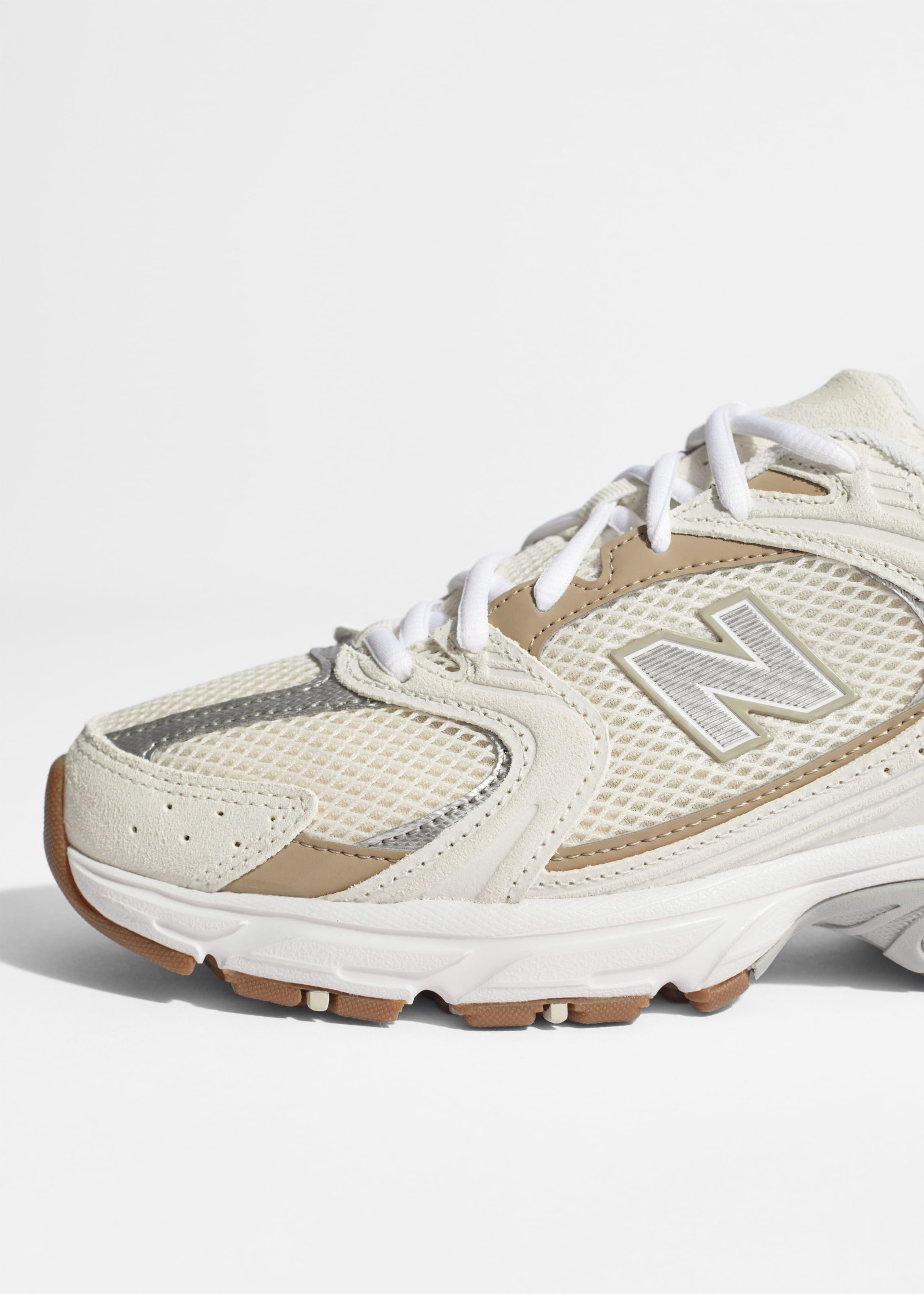 New Balance 530 Sneaker - {{variantName}} - Beschreibendes Detail