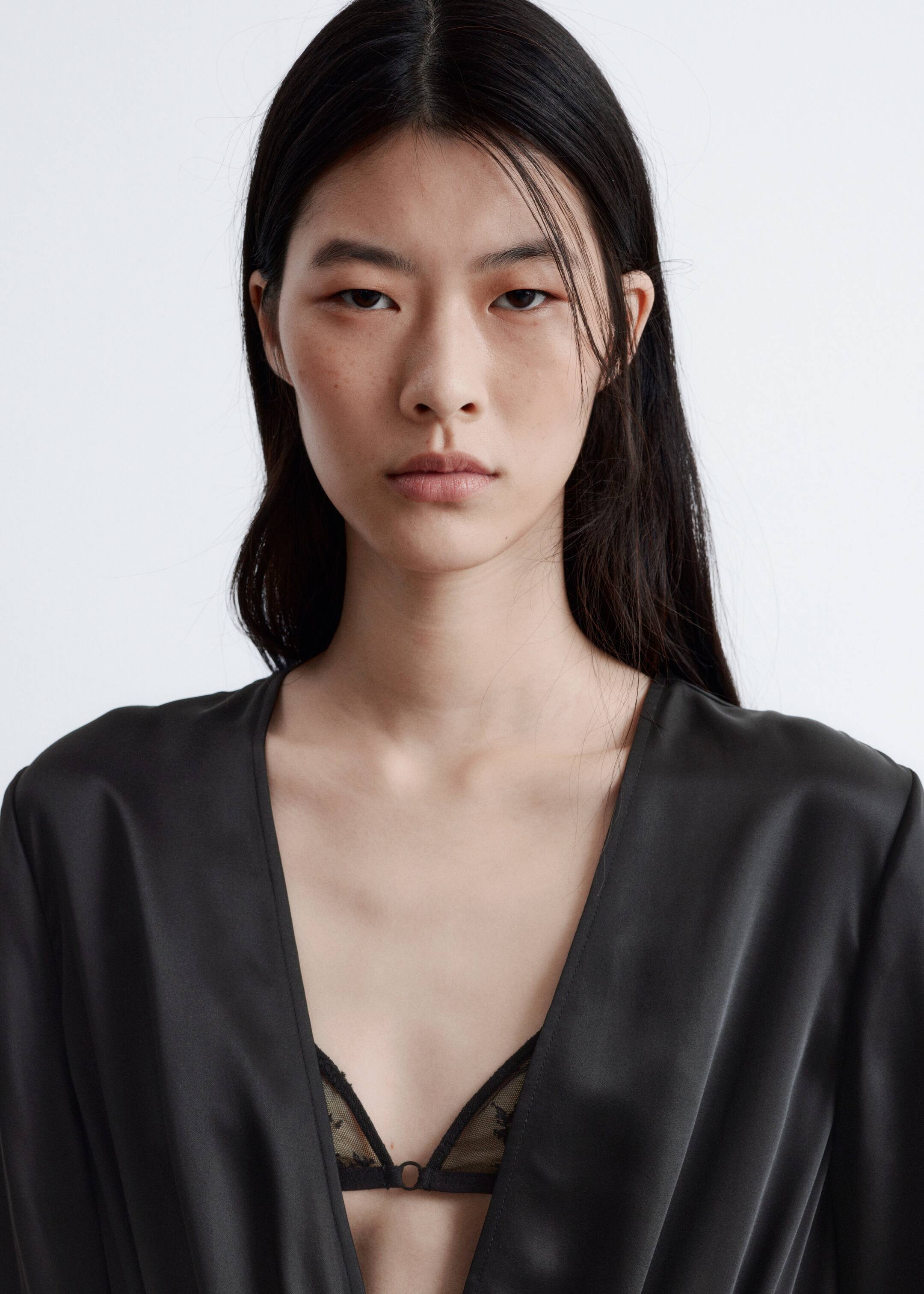 Ver imagen más grande: Vestido camisero midi de satén - Negro - MUJER | H&M ES 2