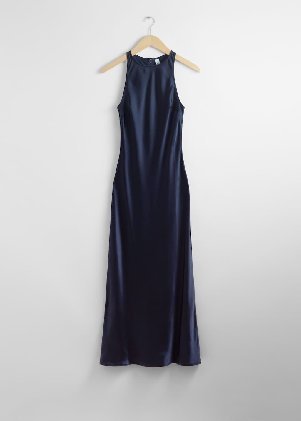 Robe midi ajustée en satin - Noir - Still Life