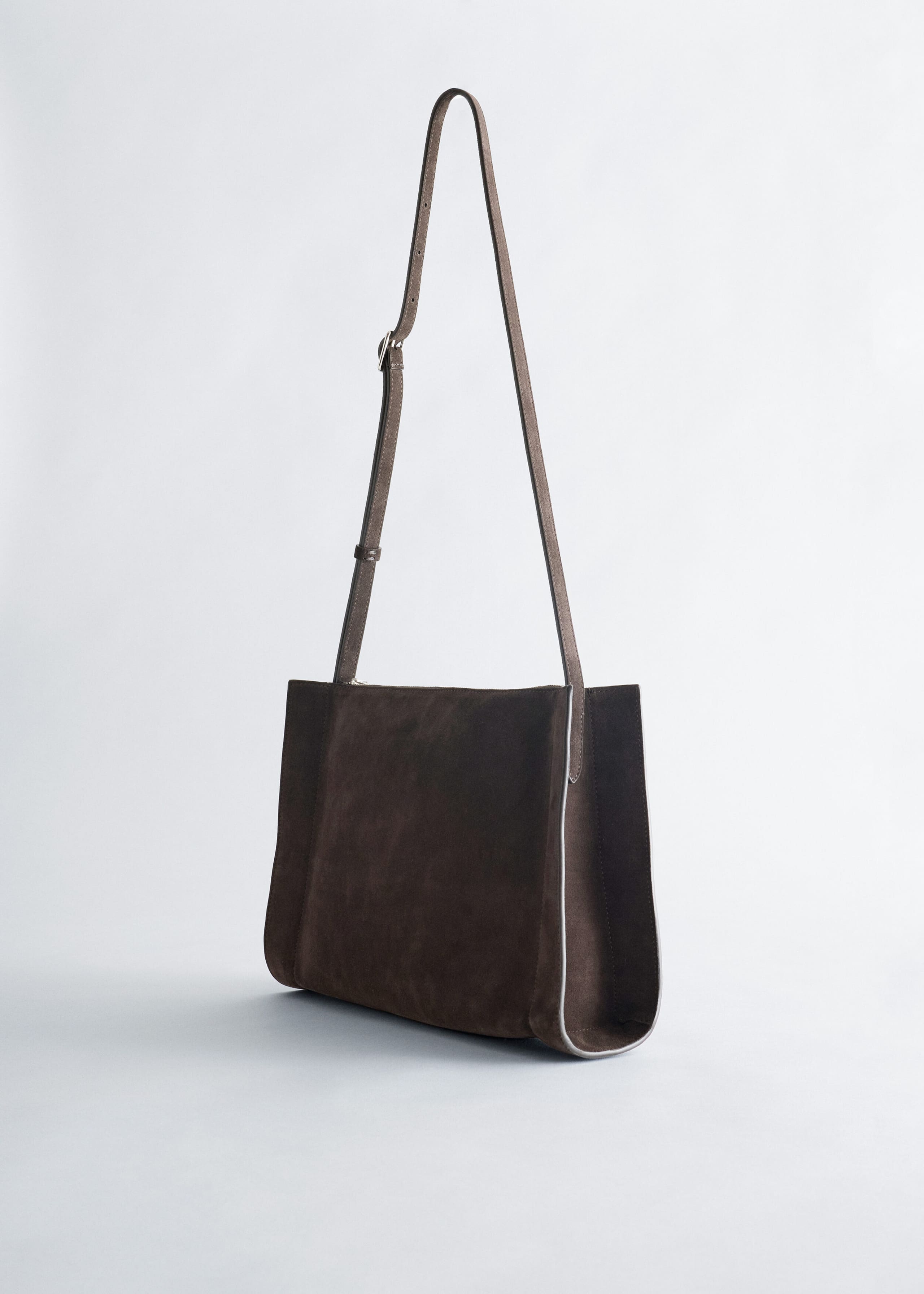 Crossbody Bag - Dark Brown - Still Life