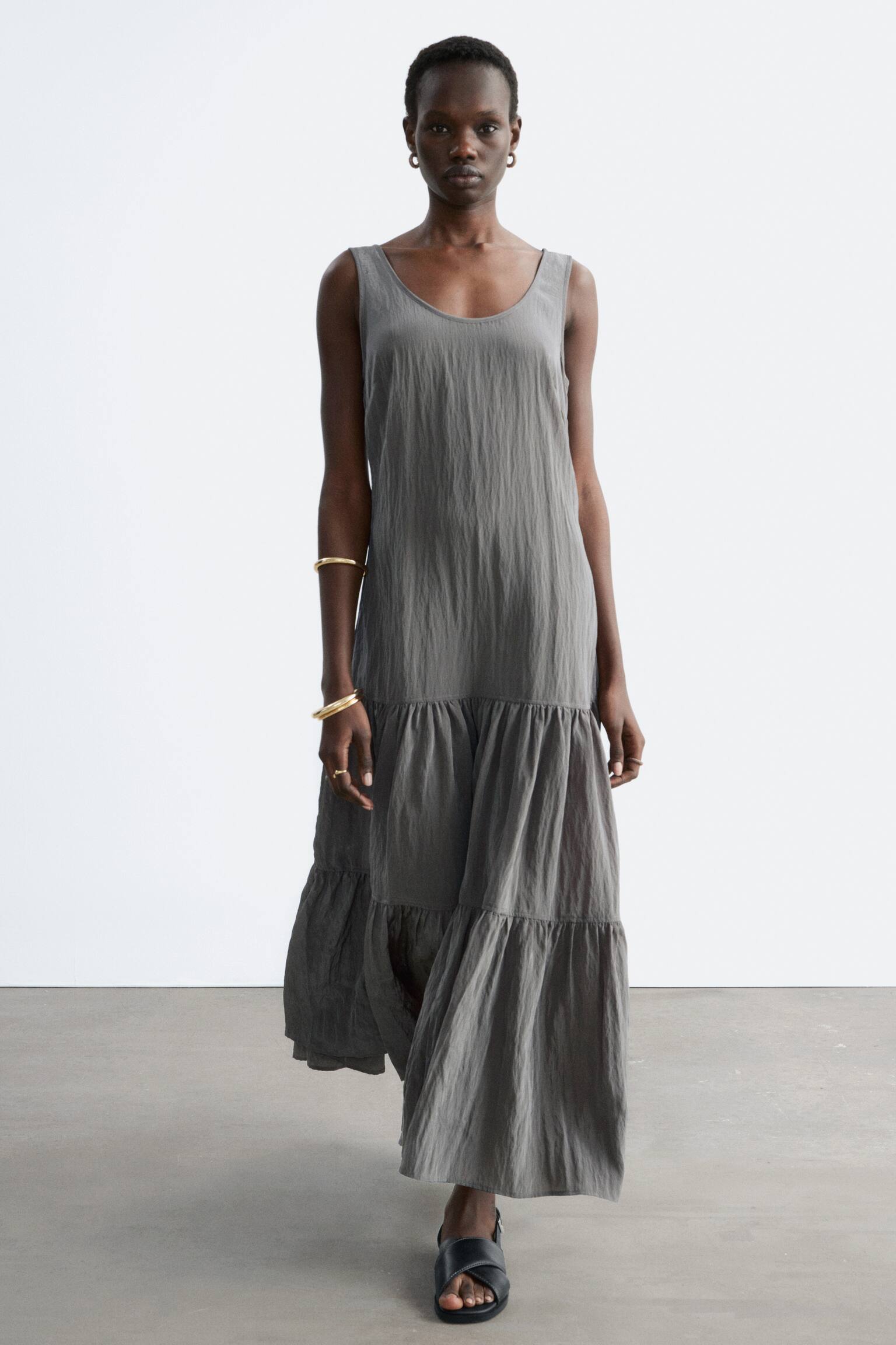 Sandalias de piel con tiras anchas cruzadas - 3