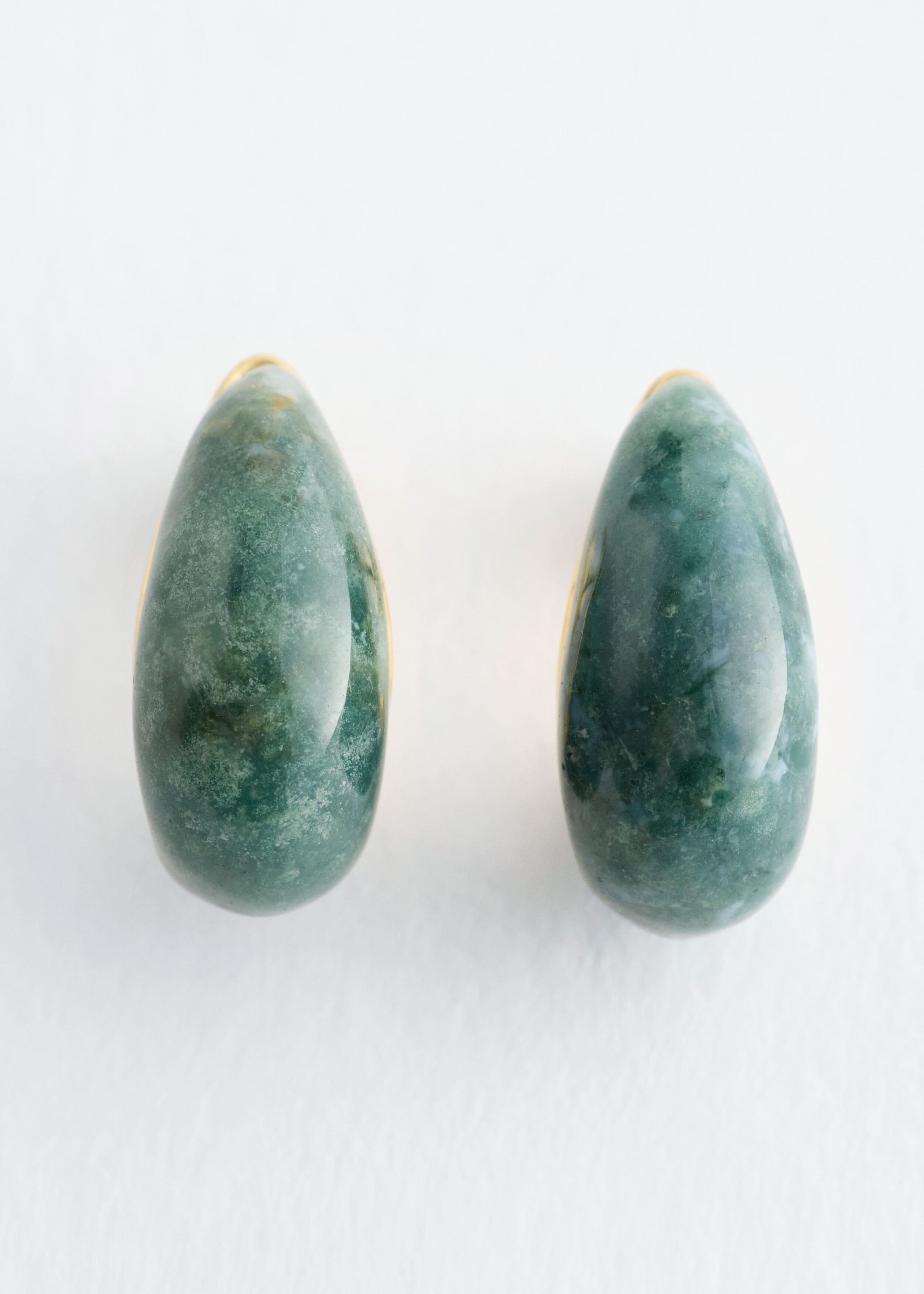 Agate Curved Earrings - Gold/Green - Still Life
