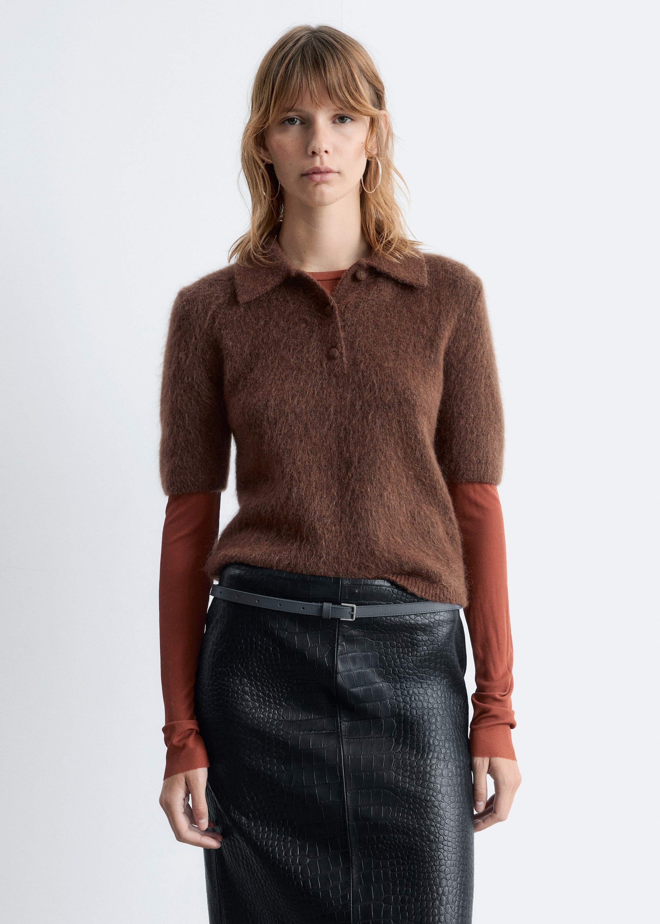 Zobrazit větší obrázek: Brushed Knit Polo T-Shirt - Tmavě hnědá - ŽENY | H&M CZ 3