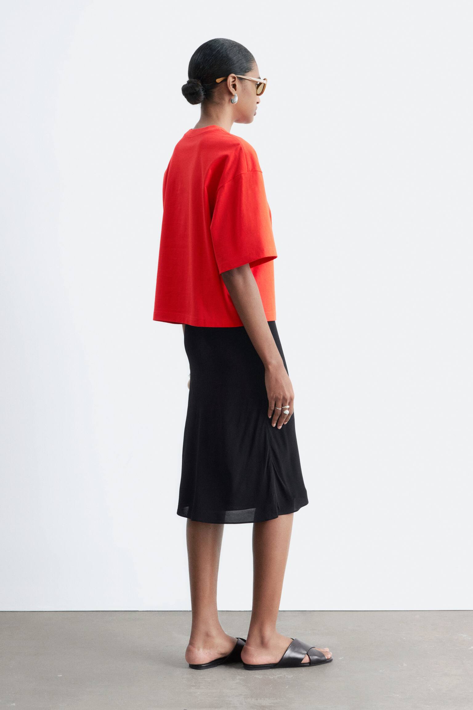 T-shirt structuré - Rouge/Jaune/Blanc/Noir/Bleu clair/Gris/Marron Clair - 3