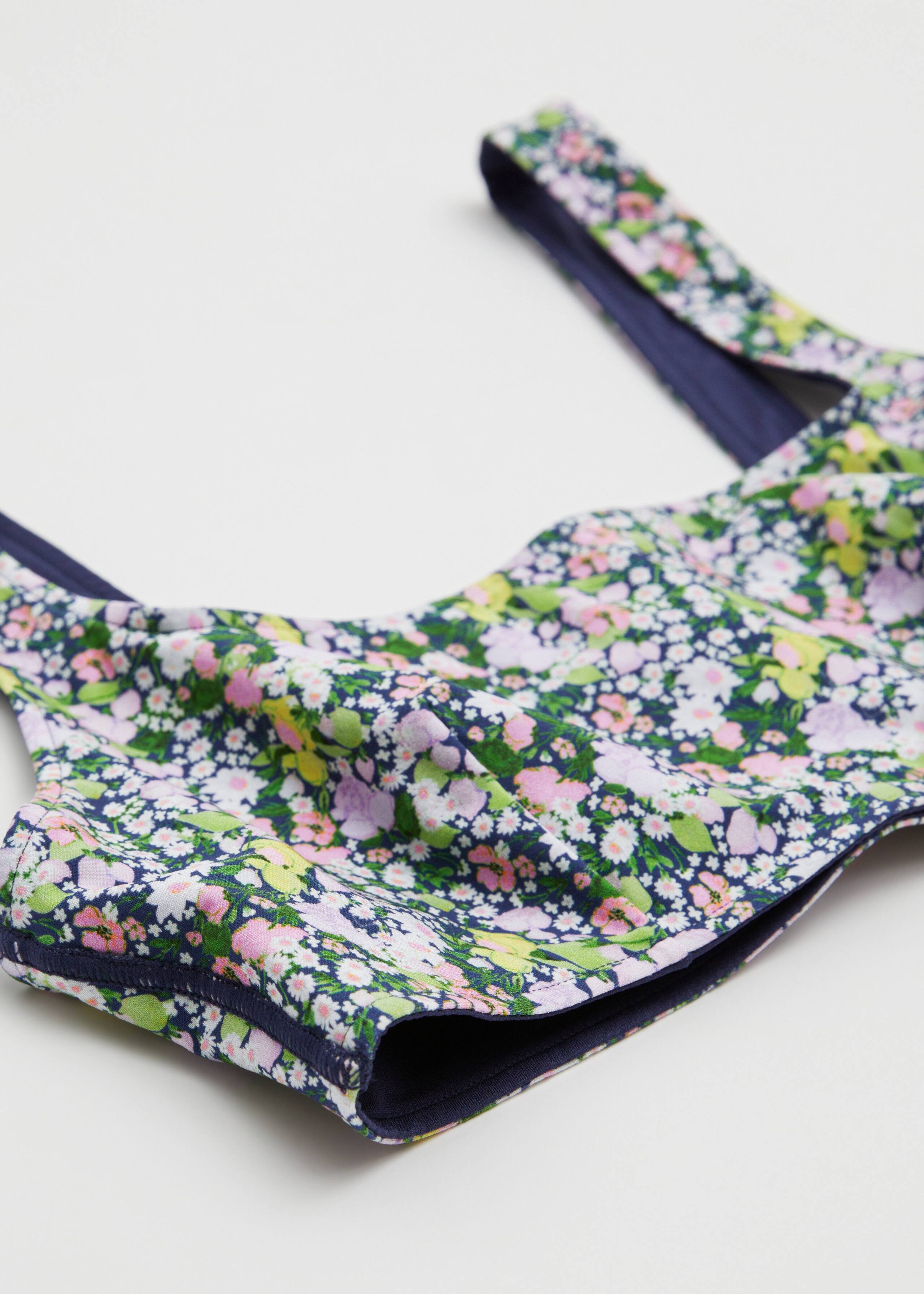 Reversible Bikini Top - {{variantName}} - Descriptive Detail