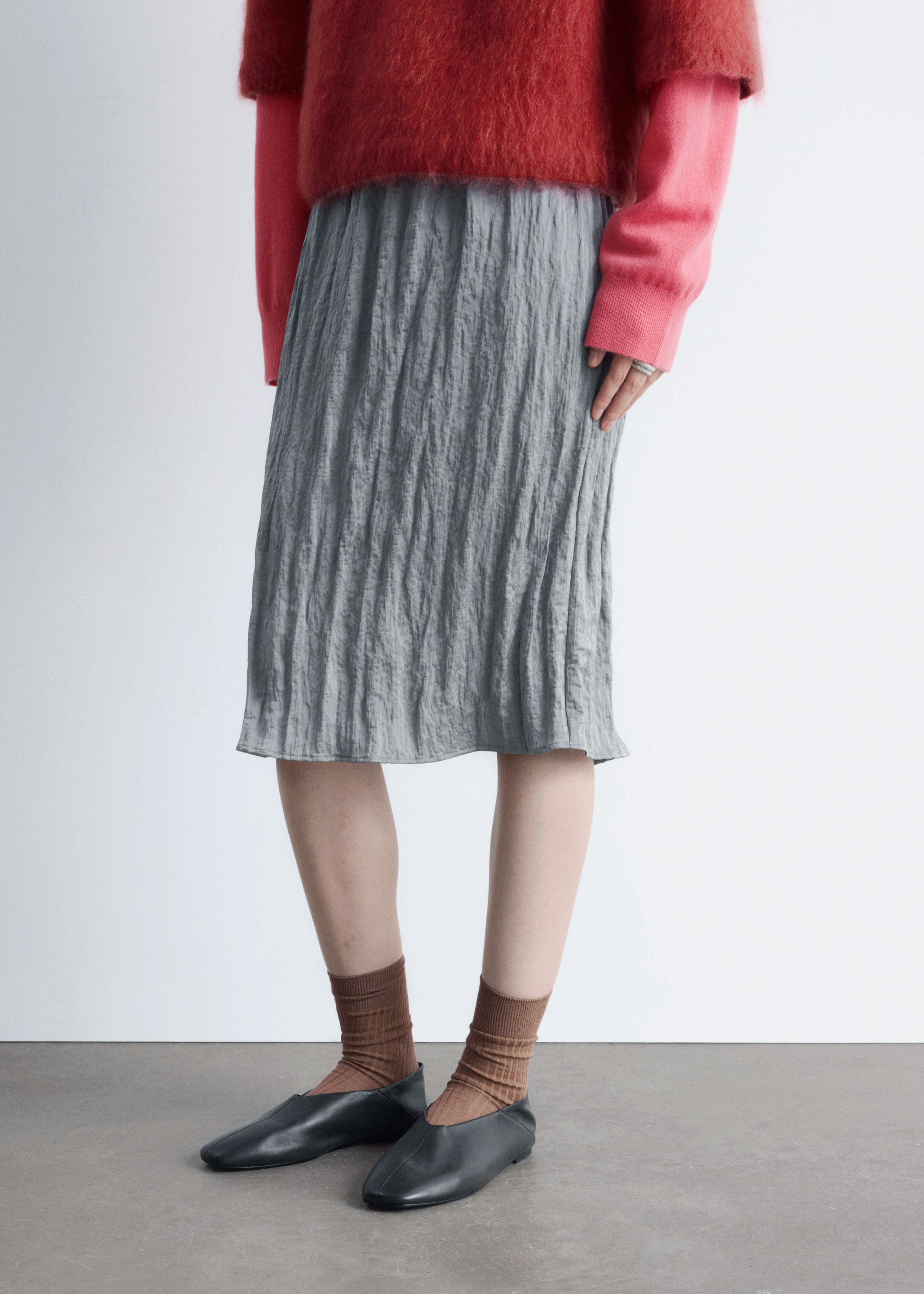 Image of Knee-Length Crêpe Skirt