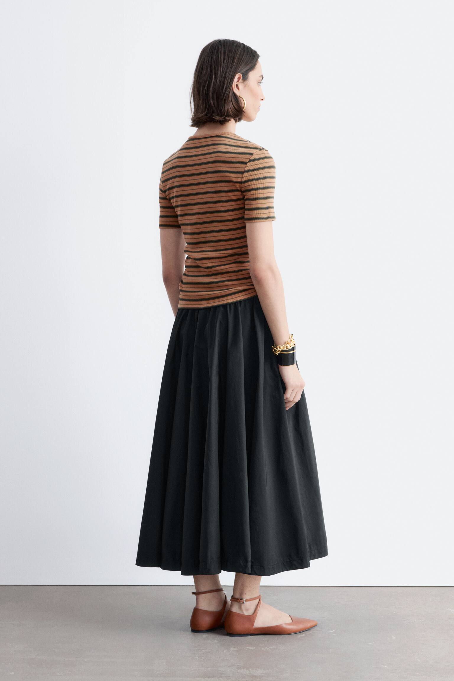 Žebrované tričko - Hnědá/pruhy/Tmavě zelené/béžové proužky/Bílá - 5