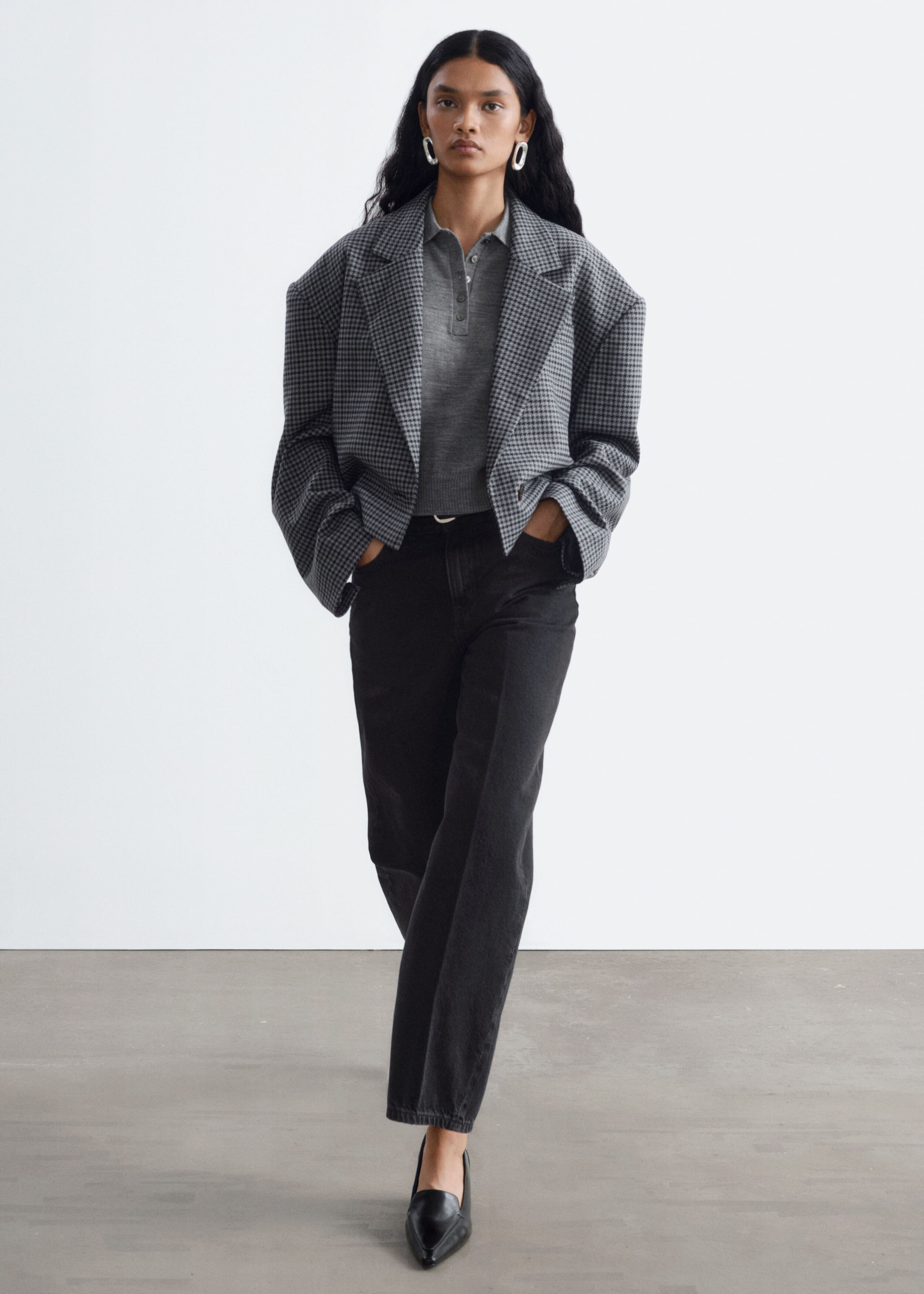 Tapered Jeans - Black - Still Life