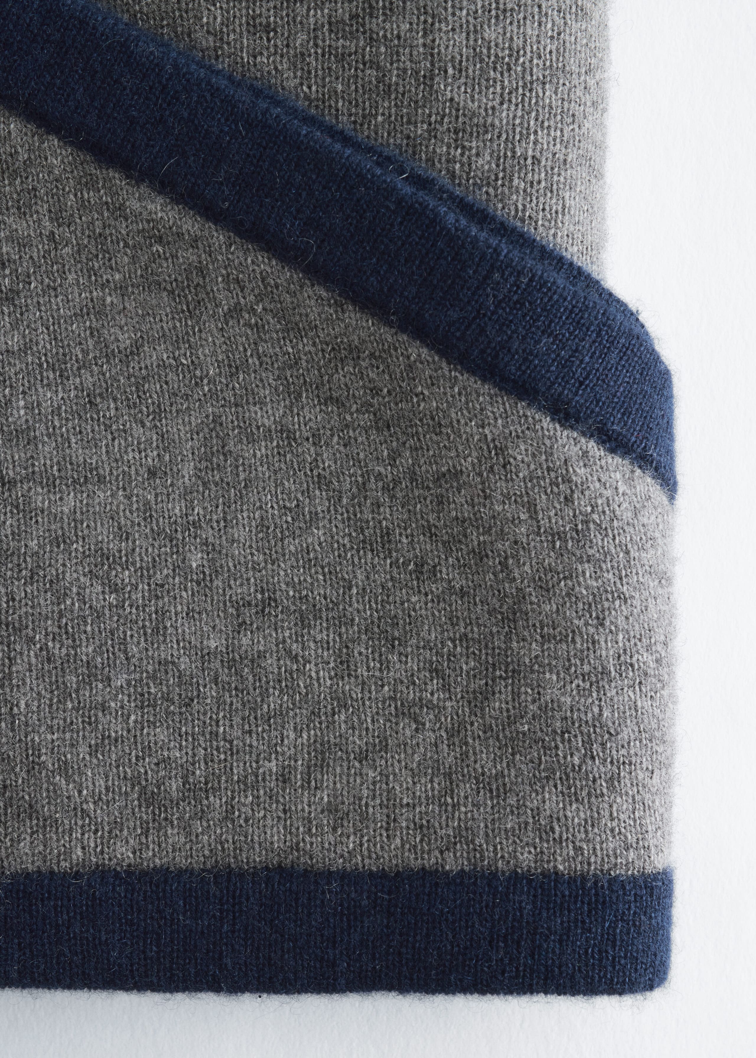 Silk-Cashmere Triangle Scarf - Dark Blue/Brown - Still Life