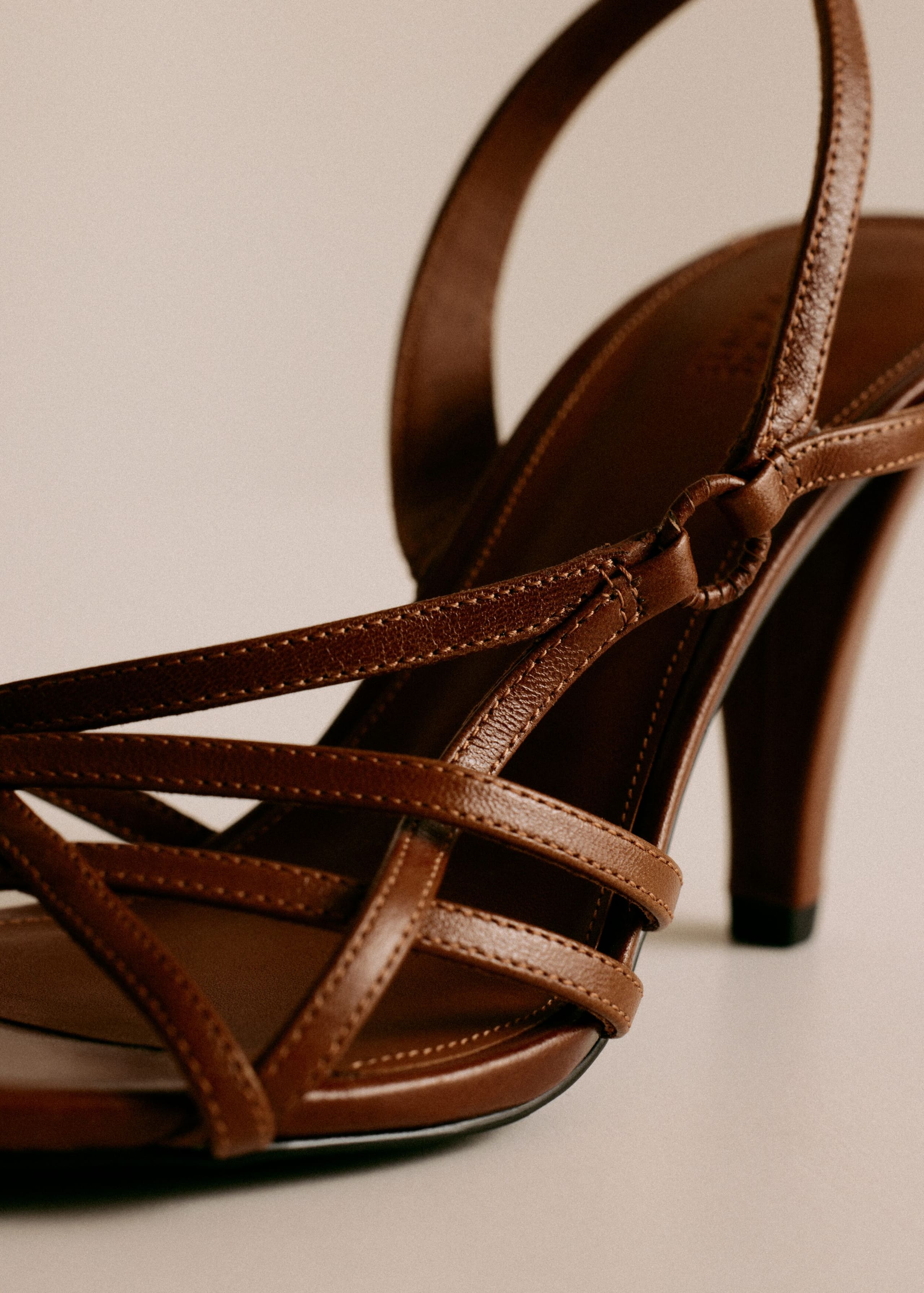 Image of Leather Ring Sandals