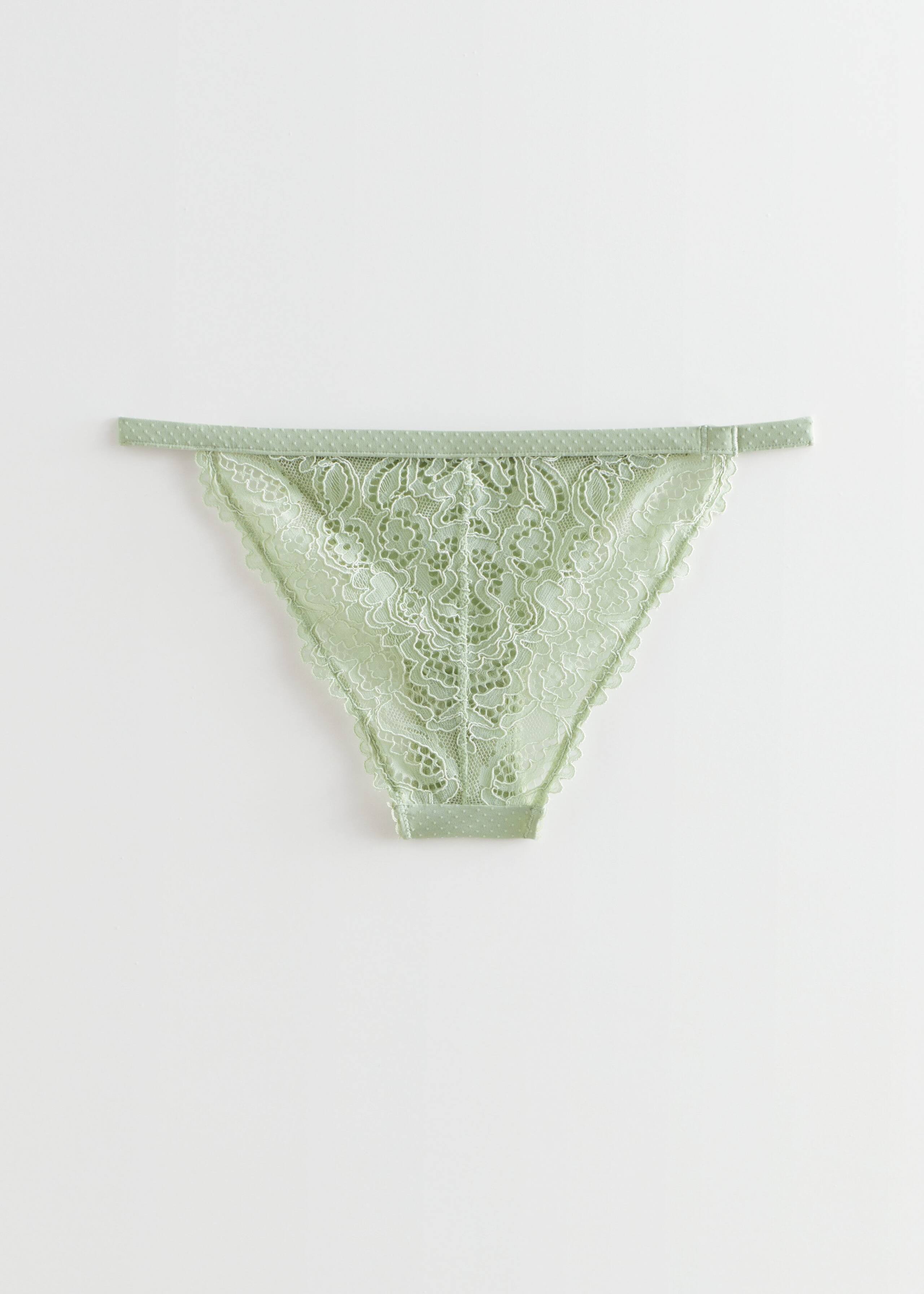 FloralLaceBriefs - Mint - Bodegón