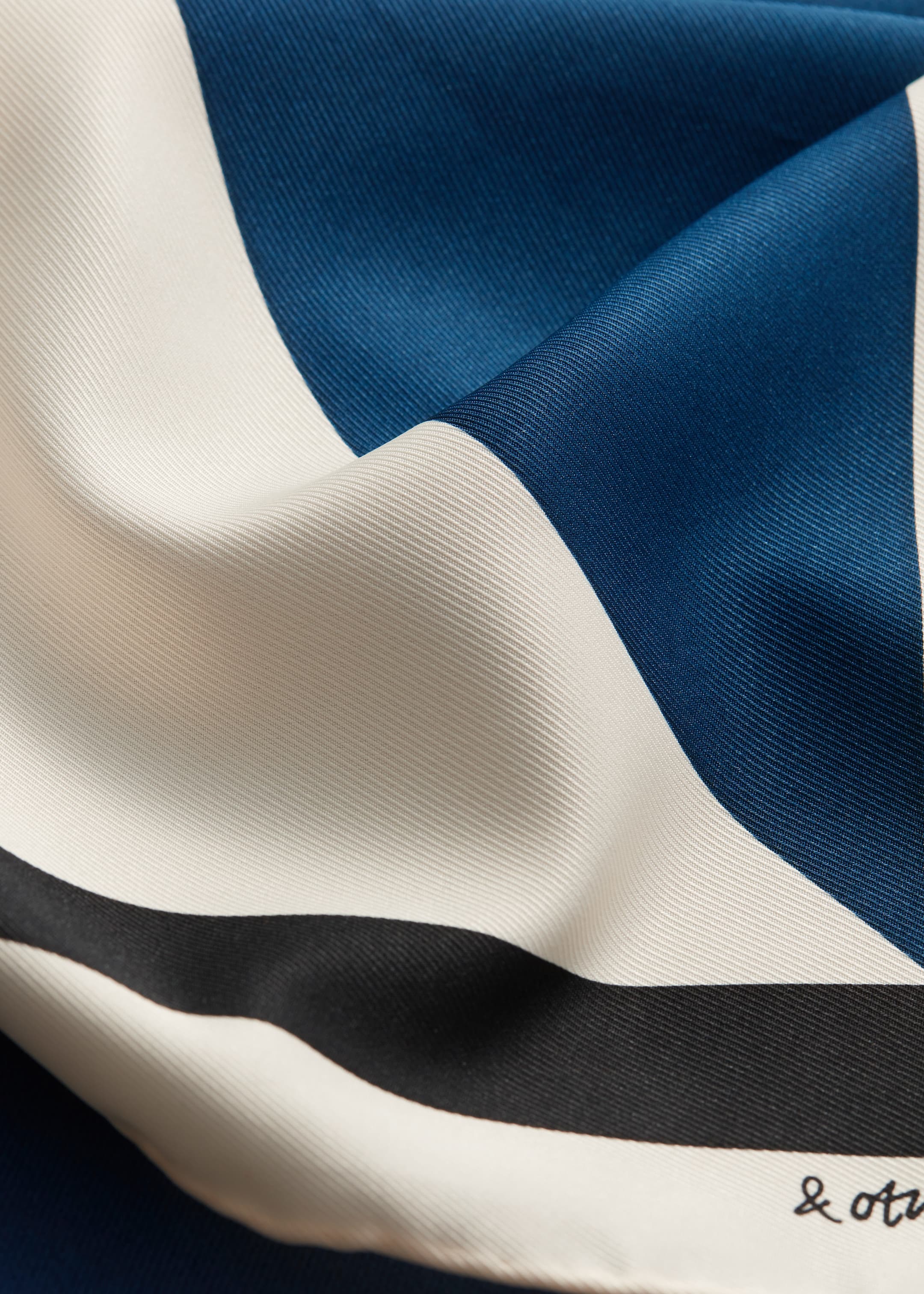 Visualizza immagine più grande: Foulard bicolore - Blu scuro - DONNA | H&M IT 2