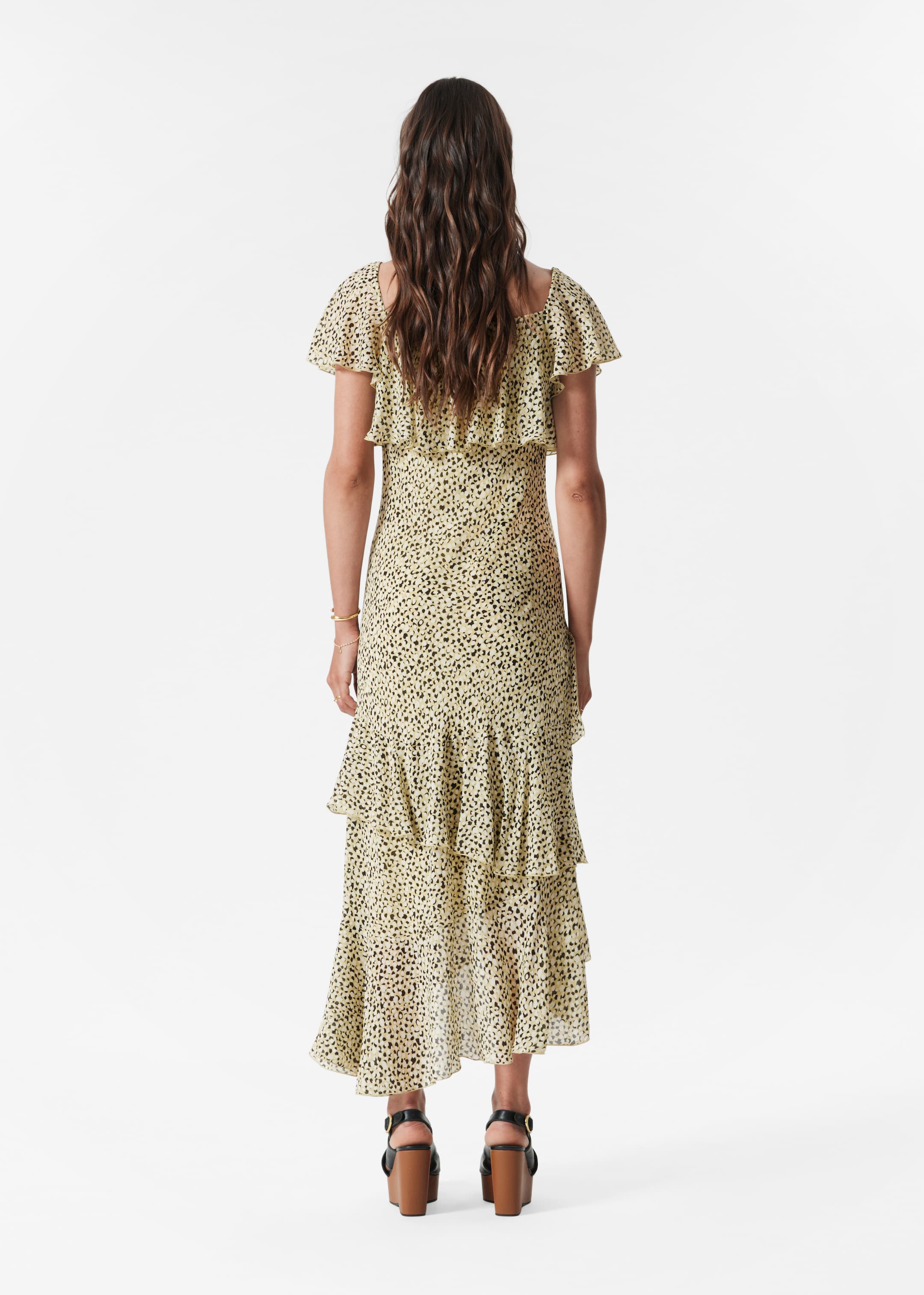 Visa större bild: Maxiklänning med volanger - Beige/mönstrad - DAM | H&M SE 3