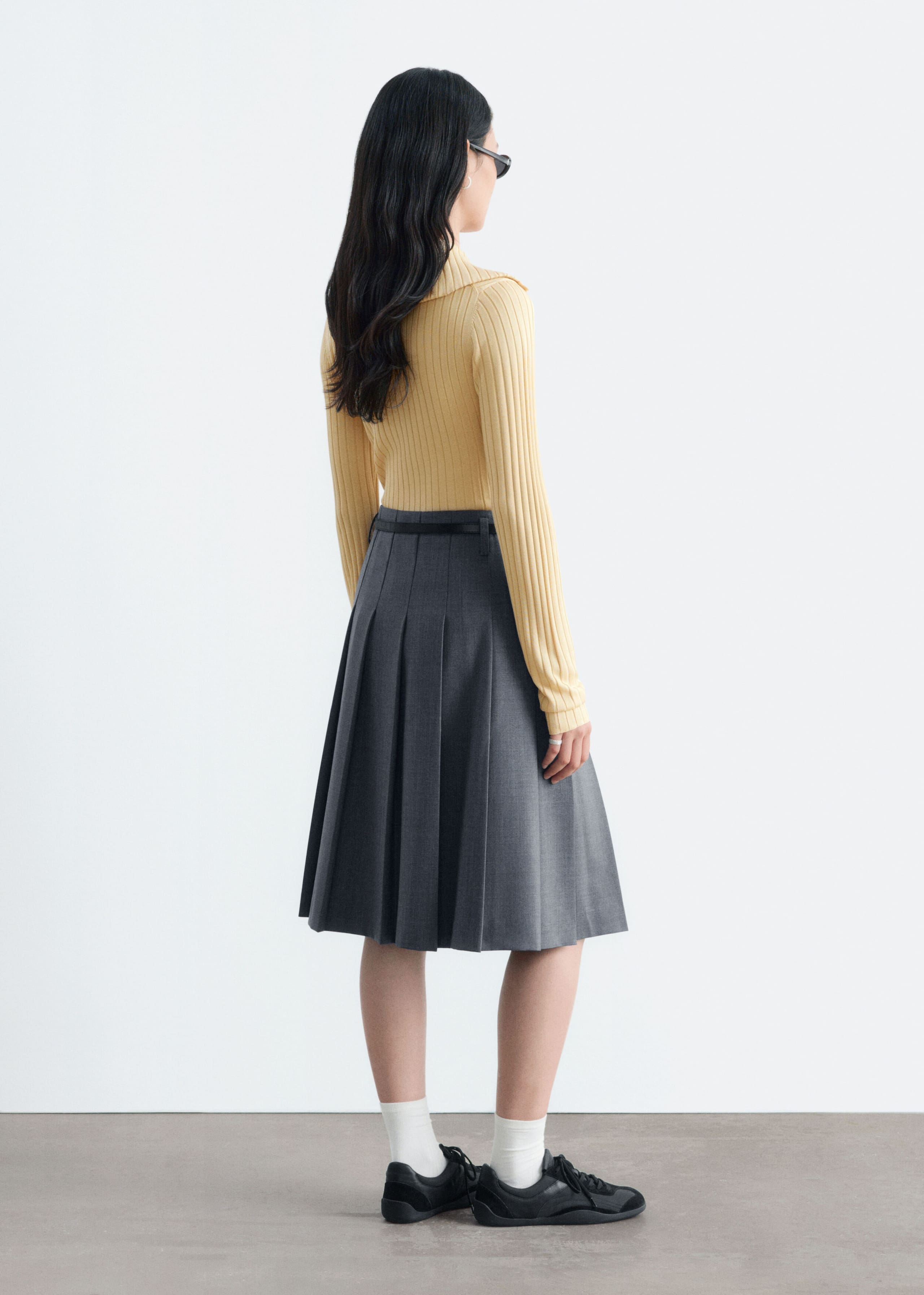 Scalloped Collar Top - Black - Lookbook