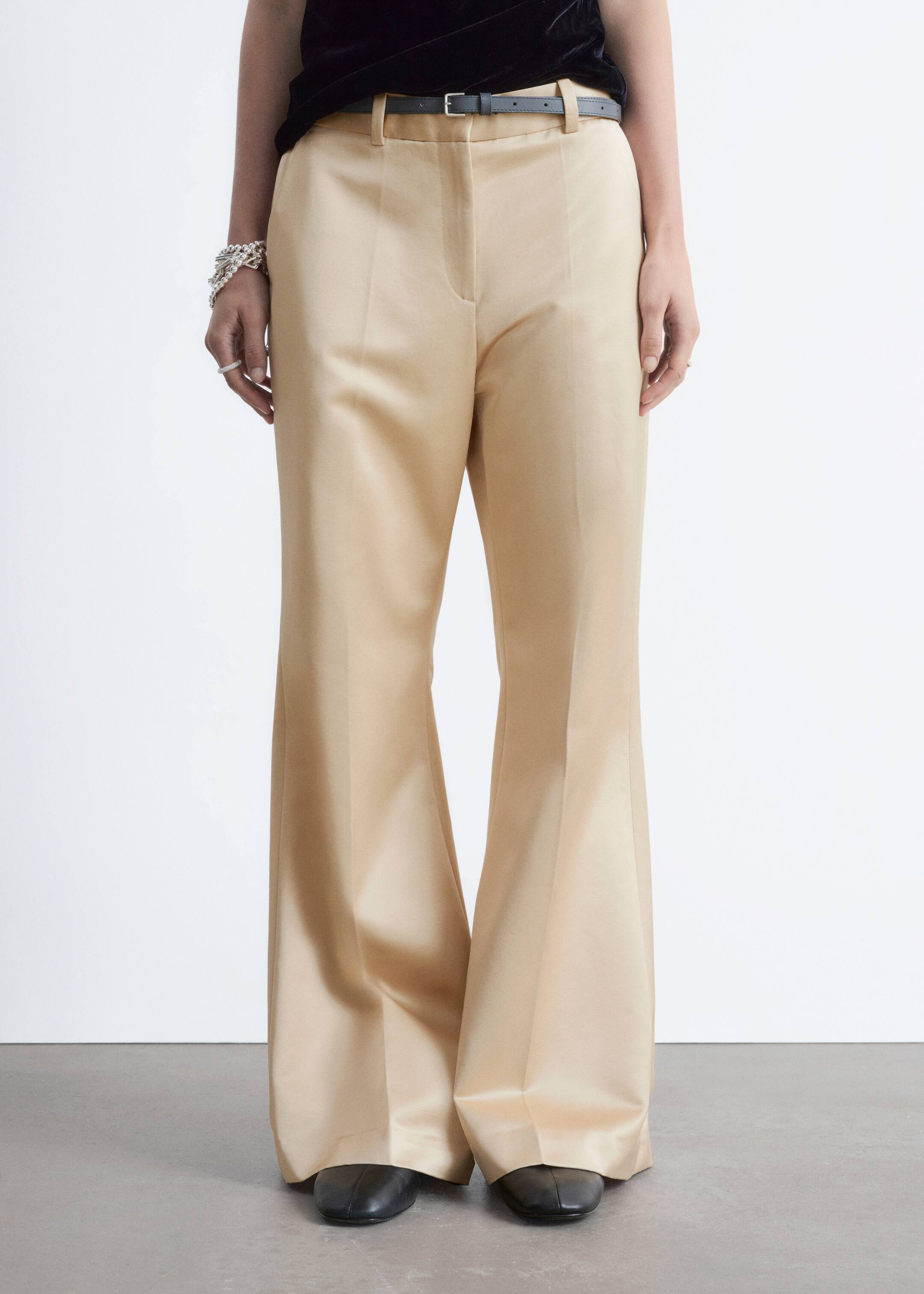 Προβολή μεγαλύτερης εικόνας: Παντελόνι Καμπάνα με Πιέτες - Μπεζ | H&M GR 3