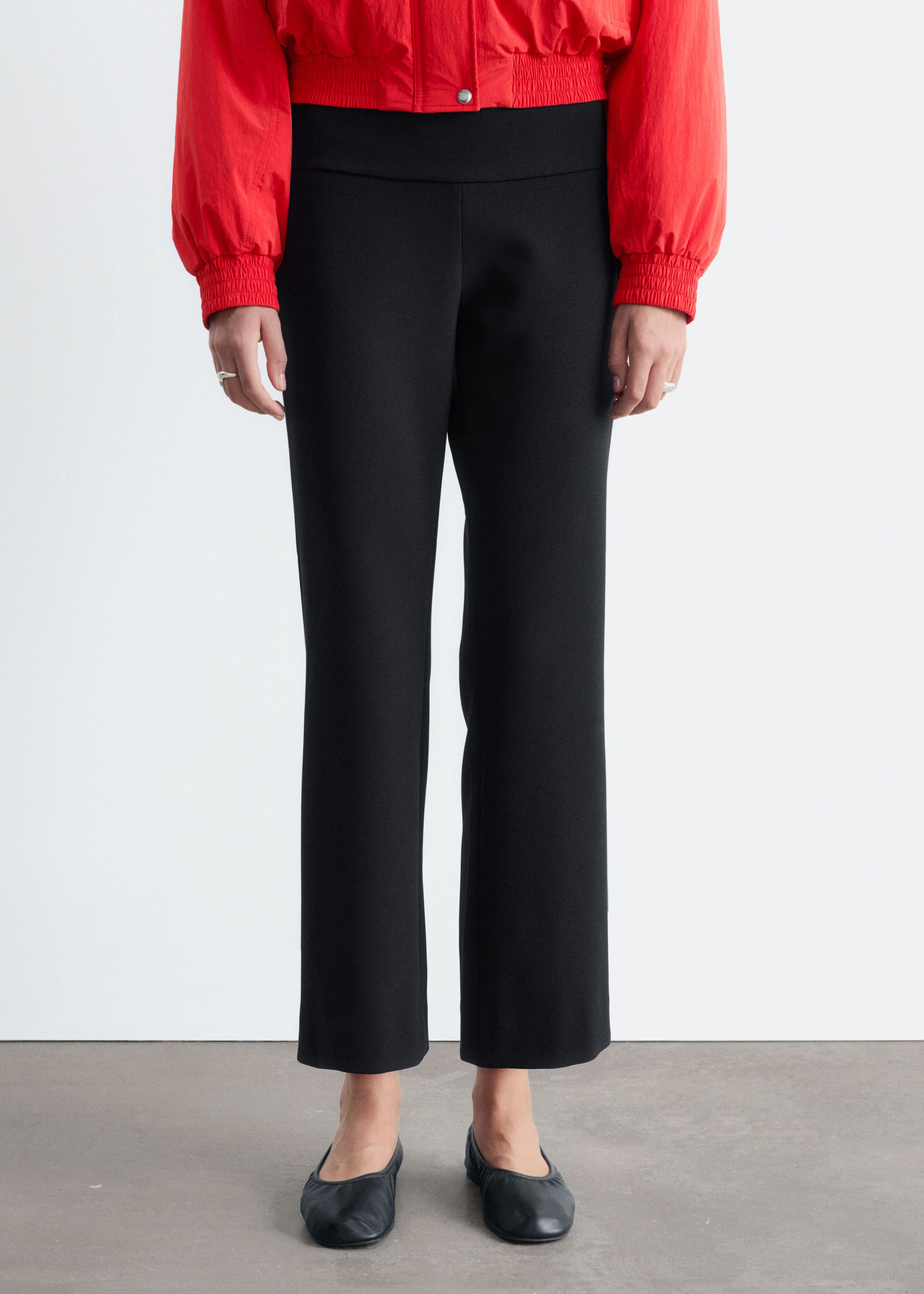 Cropped Kick Flare Trousers - Black - Lookbook