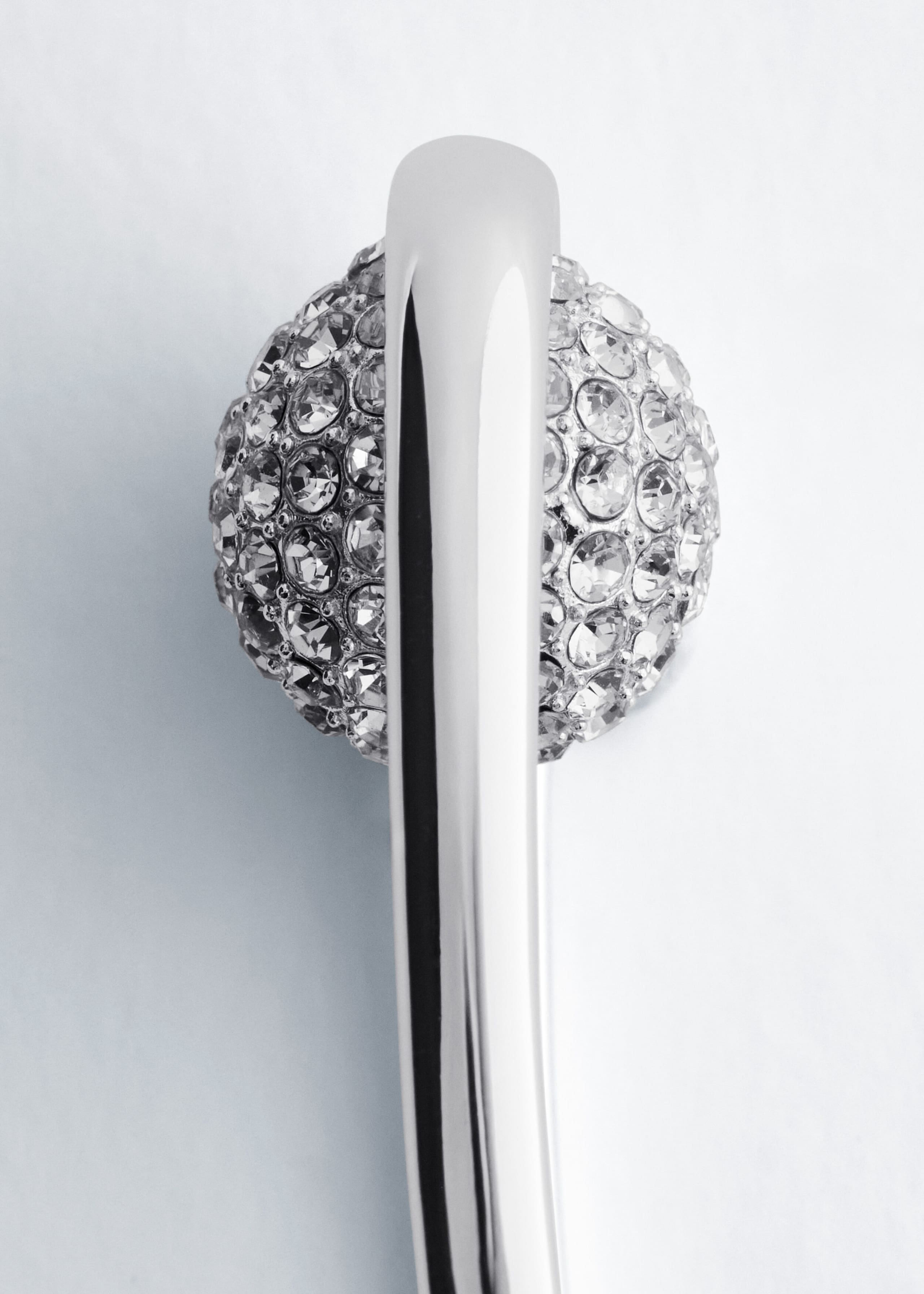 Gold-Tone Hair Pin - {{variantName}} - Descriptive Detail
