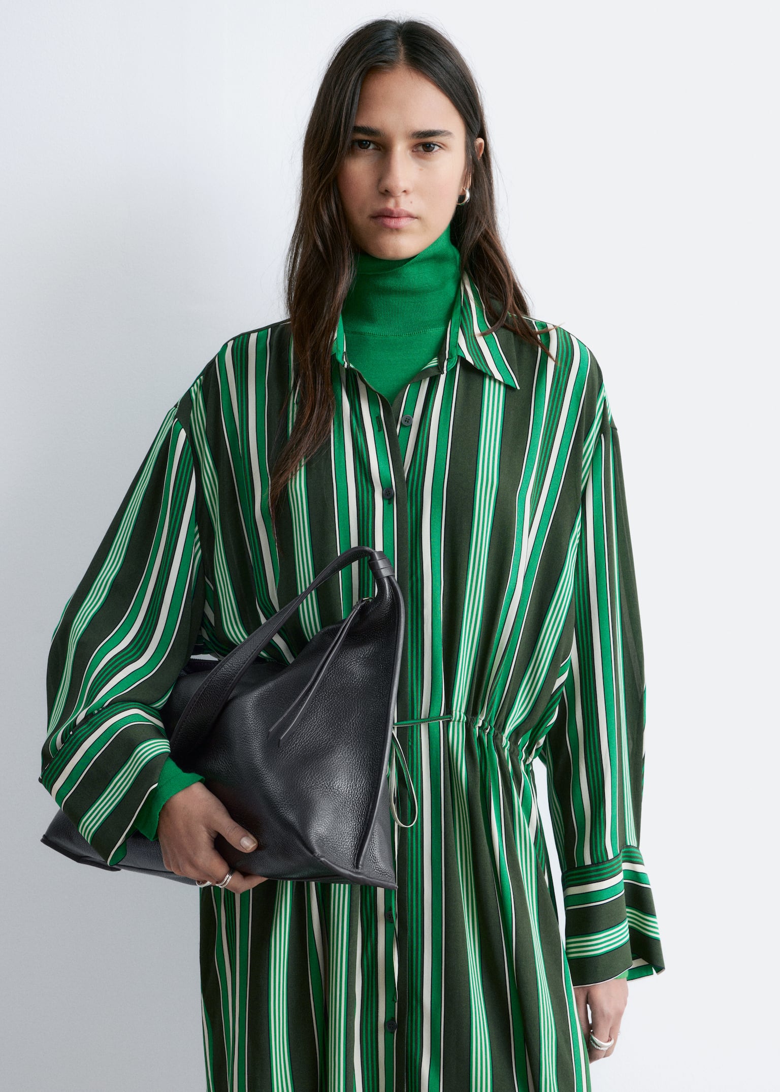 Oversized skjortekjole med snoretræk - Grønne striber - 7