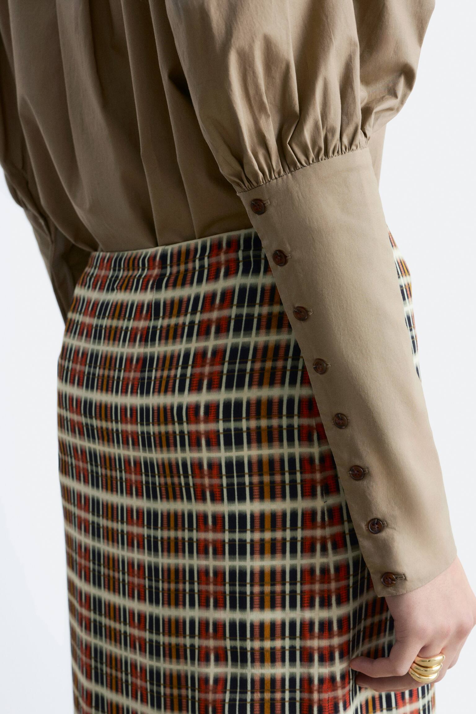 Bluză cu Mâneci Bufante - Bej închis - 5