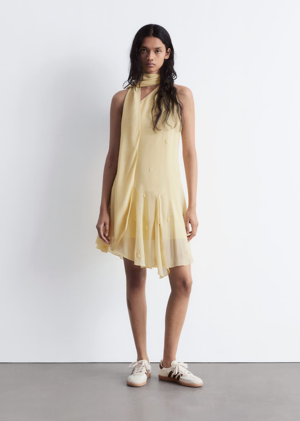 Image of Robe courte asymétrique
