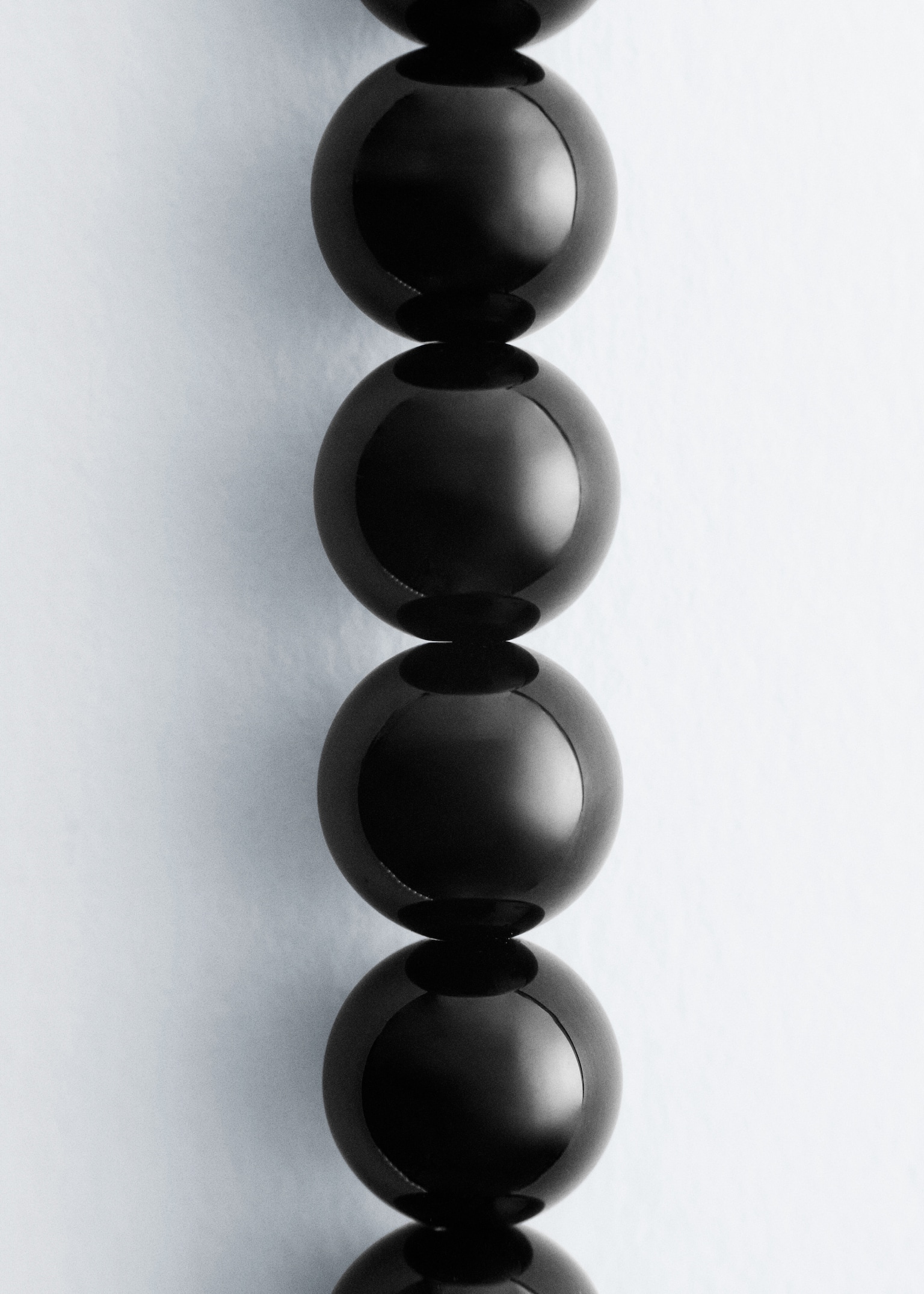 Short Stone Bead Necklace - Black/Green - 4