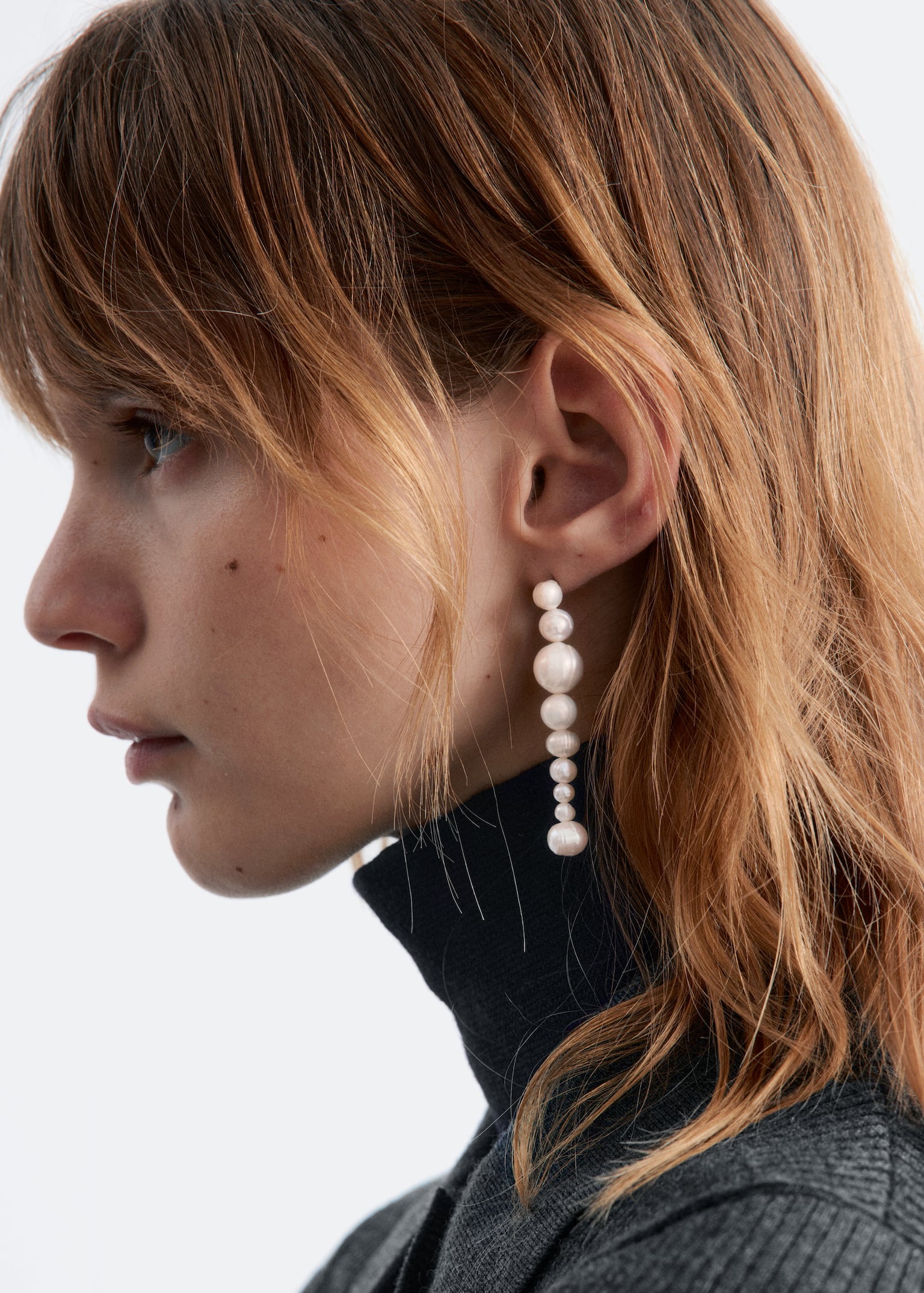 Freshwater Pearl Pendant Earrings - Cream