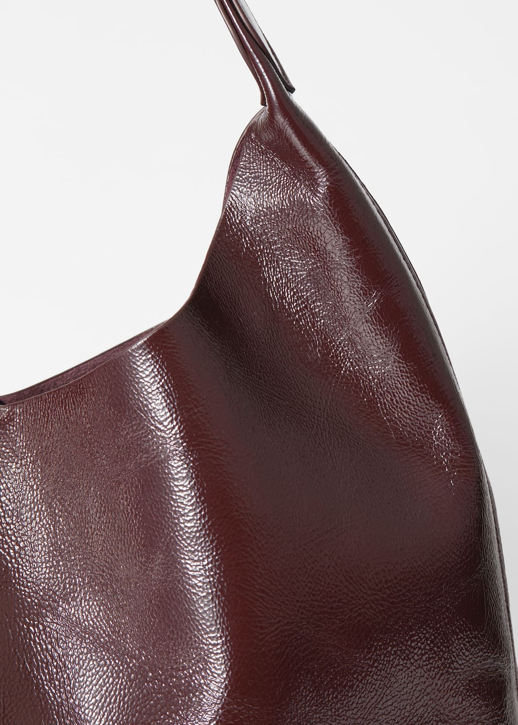 Large Patent-Leather Tote Bag - {{variantName}} - Descriptive Detail