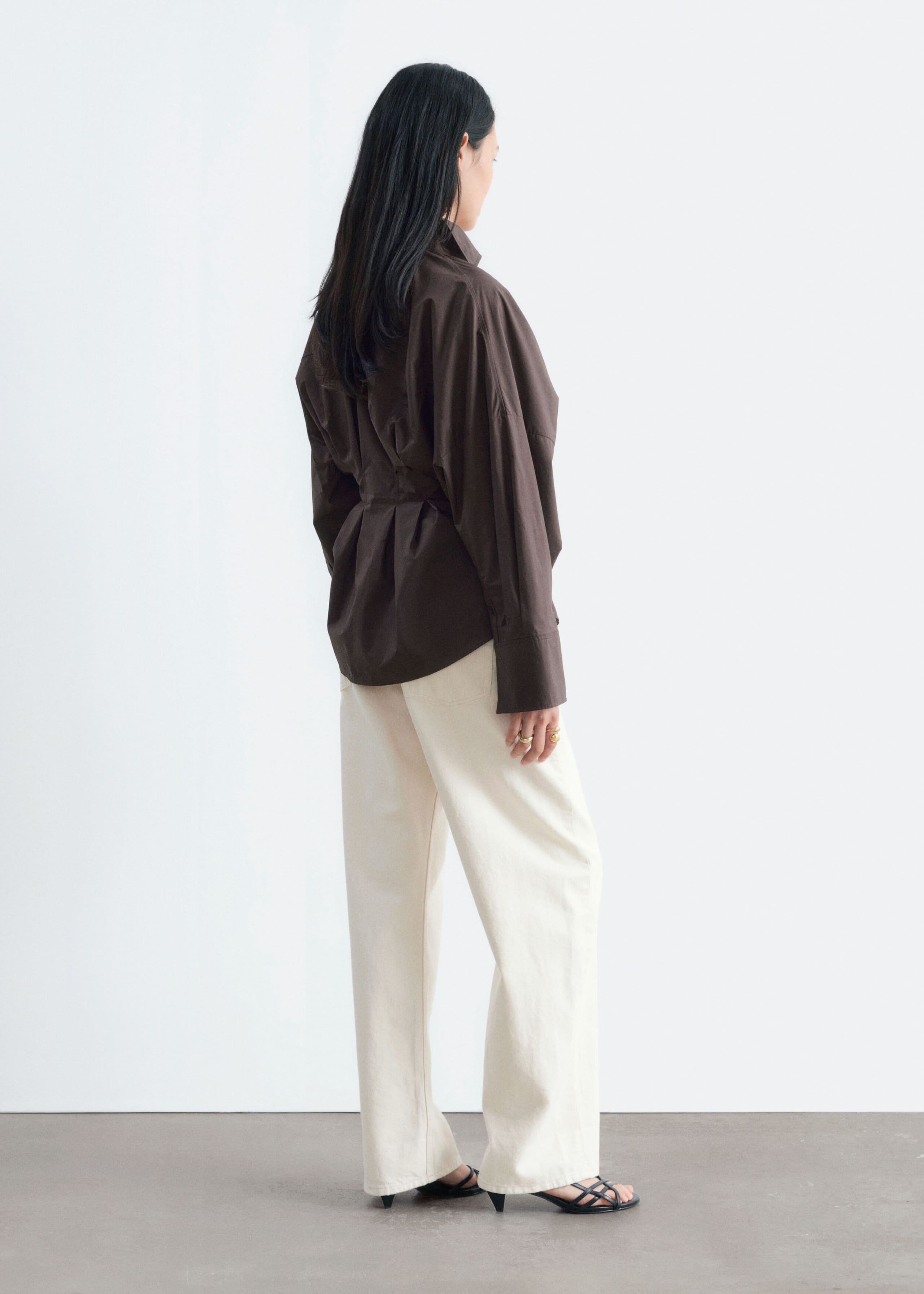 Fitted-Waist Cotton Shirt - Dark Brown - Lookbook