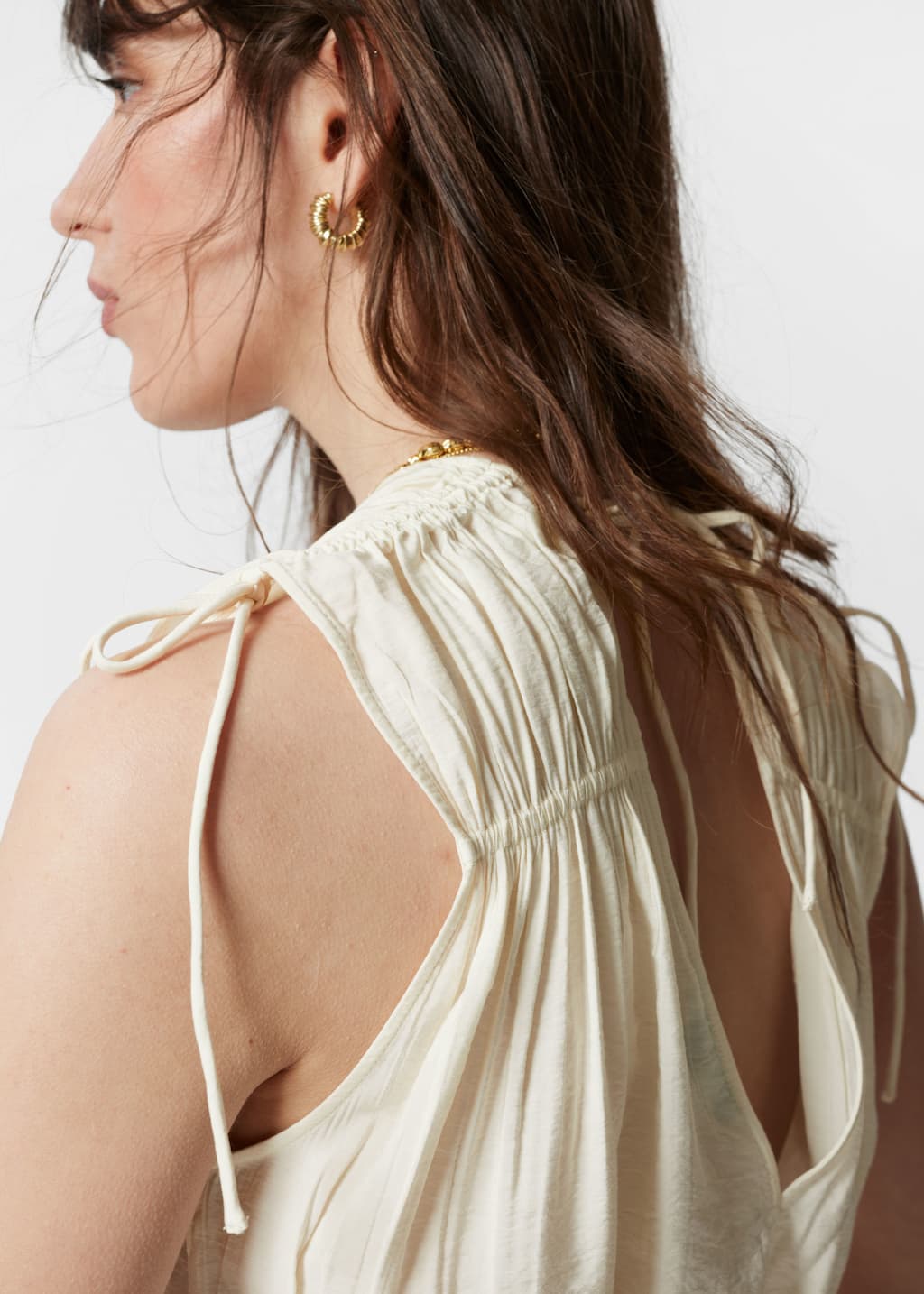 Gathered Top - White - Lookbook