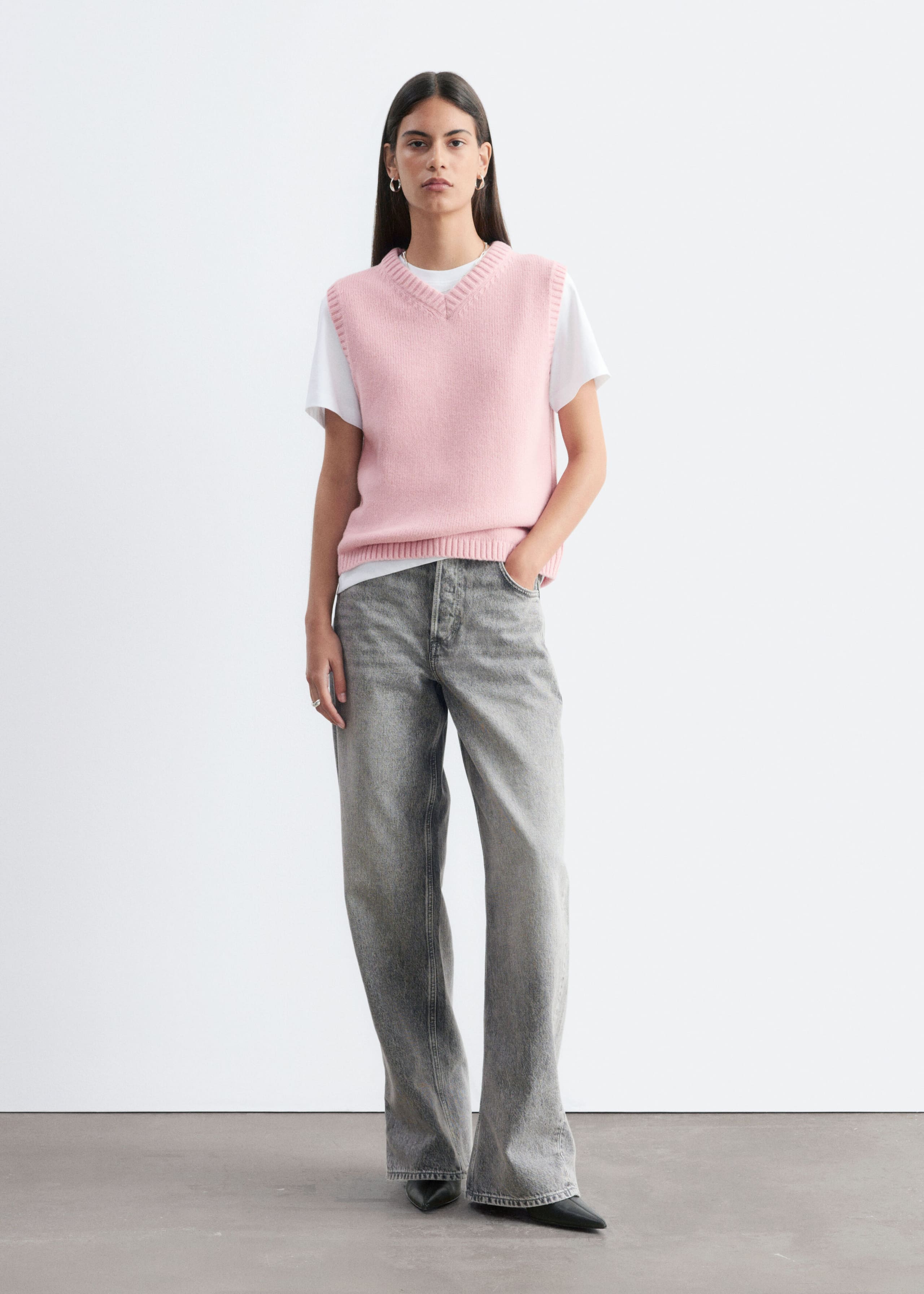 Wool-Cotton Knitted Vest - Pink - Lookbook