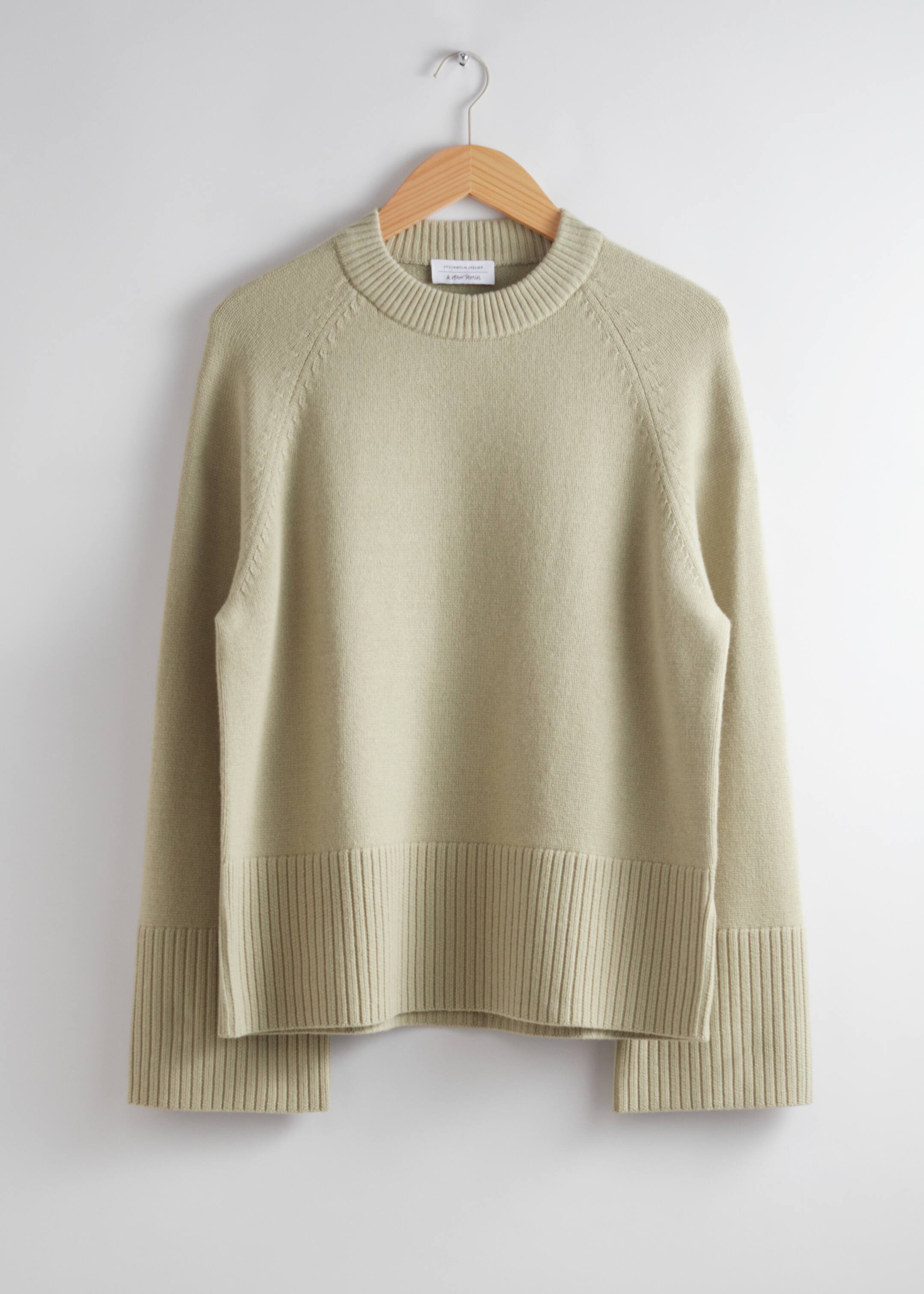 Näytä suurempi kuva: Ylisuuri neulepusero raglanhihoilla - Khaki - NAISET | H&M FI 1