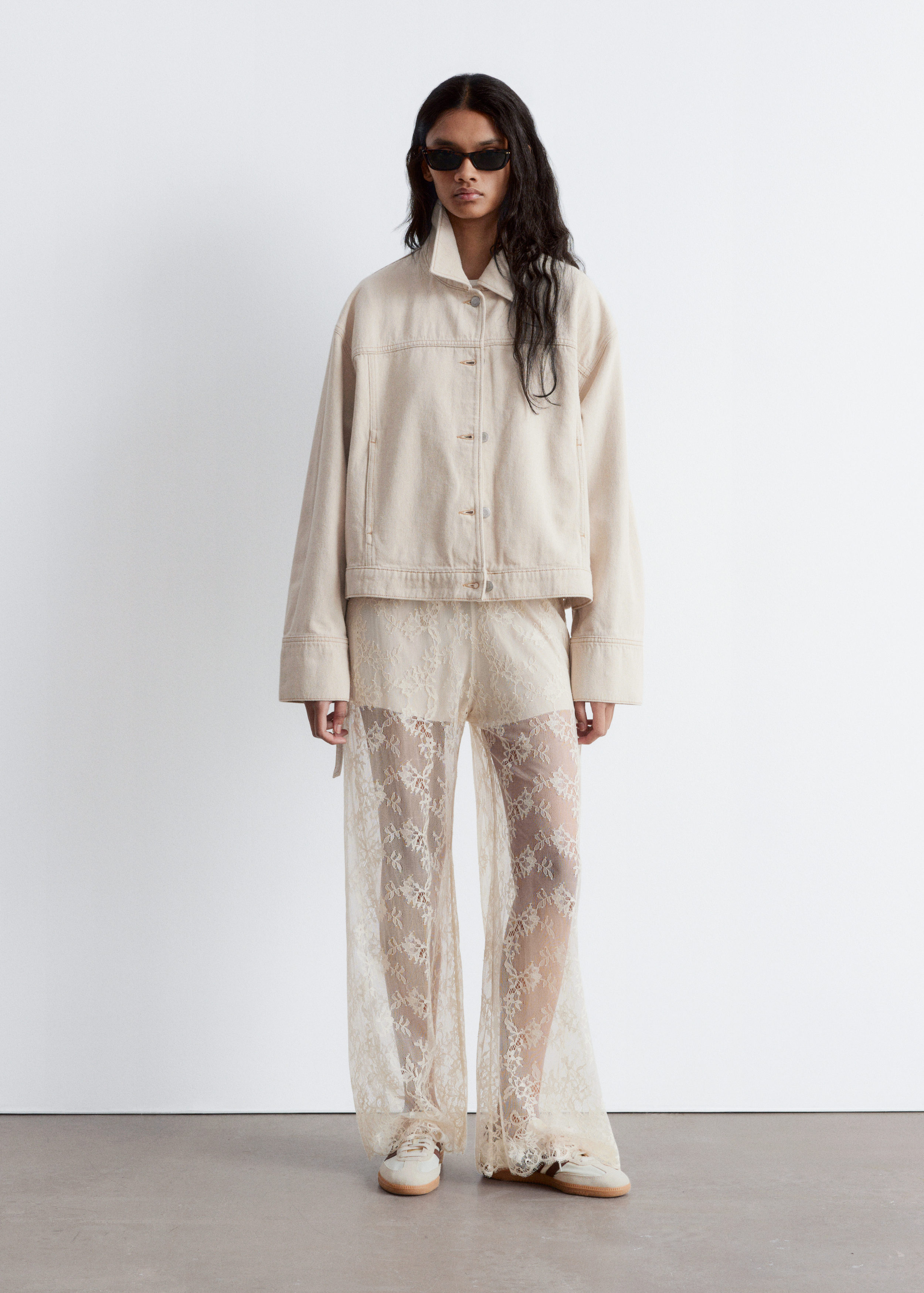 Image of Pantalon en dentelle