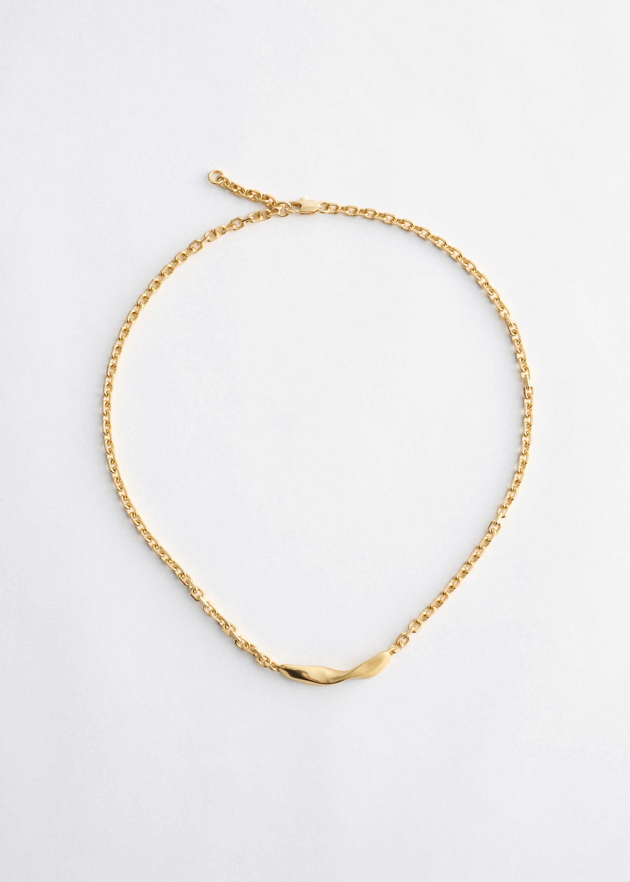 Twist-Detail Chain Necklace - Silver - Still Life