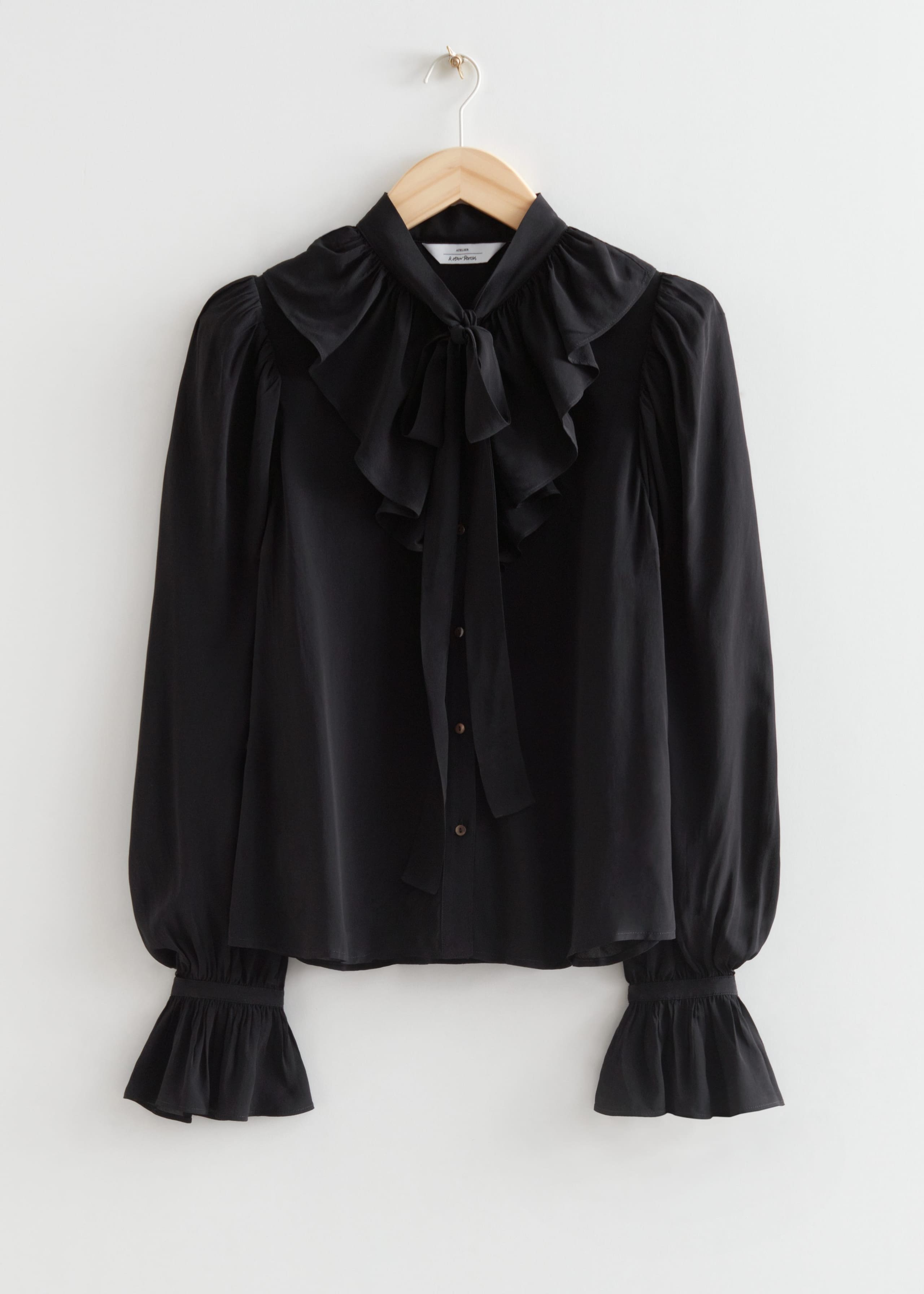 RuffledTieNeckBlouse - Black - Natura morta