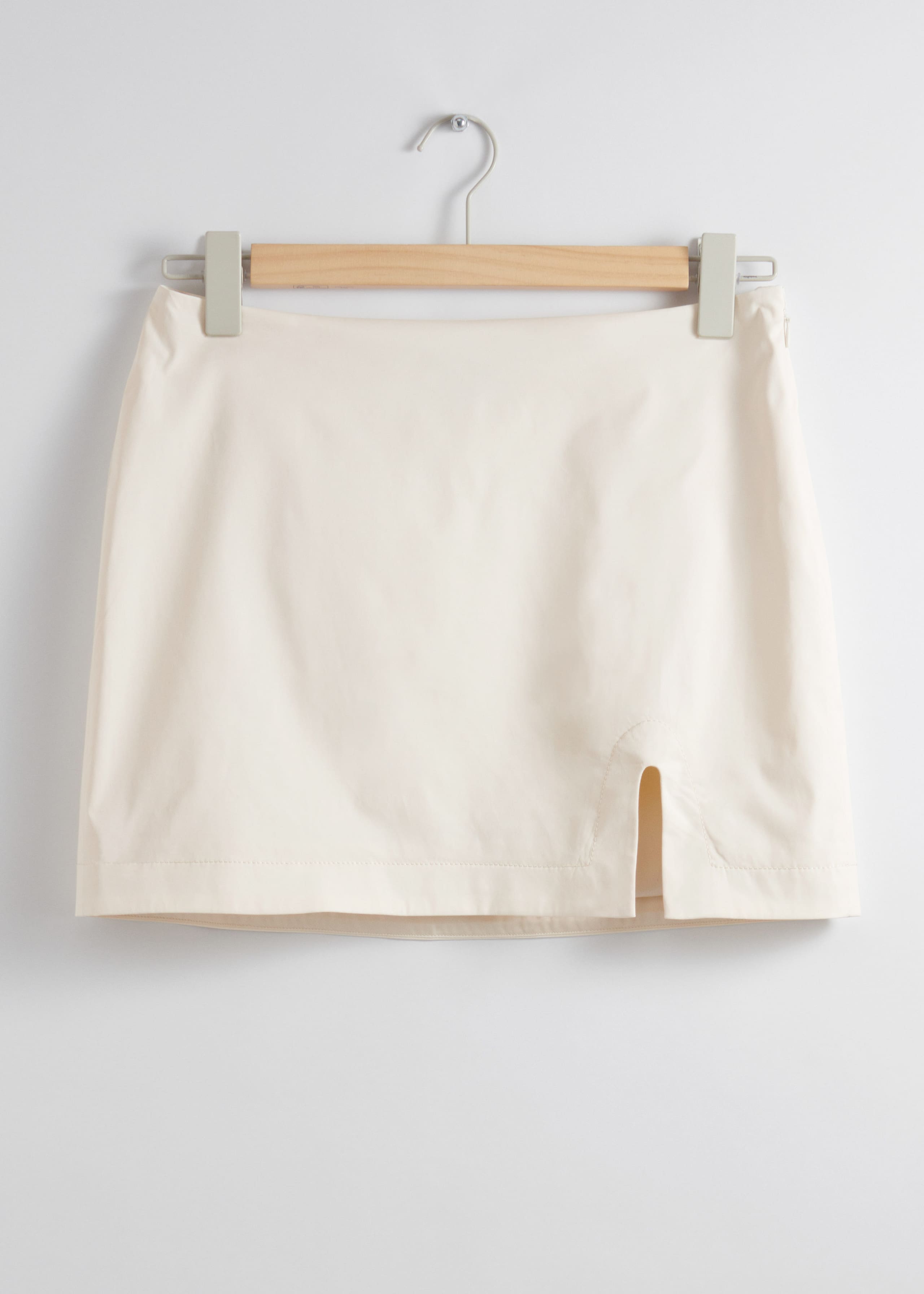 Low-Waist Mini Skirt - White - Still Life