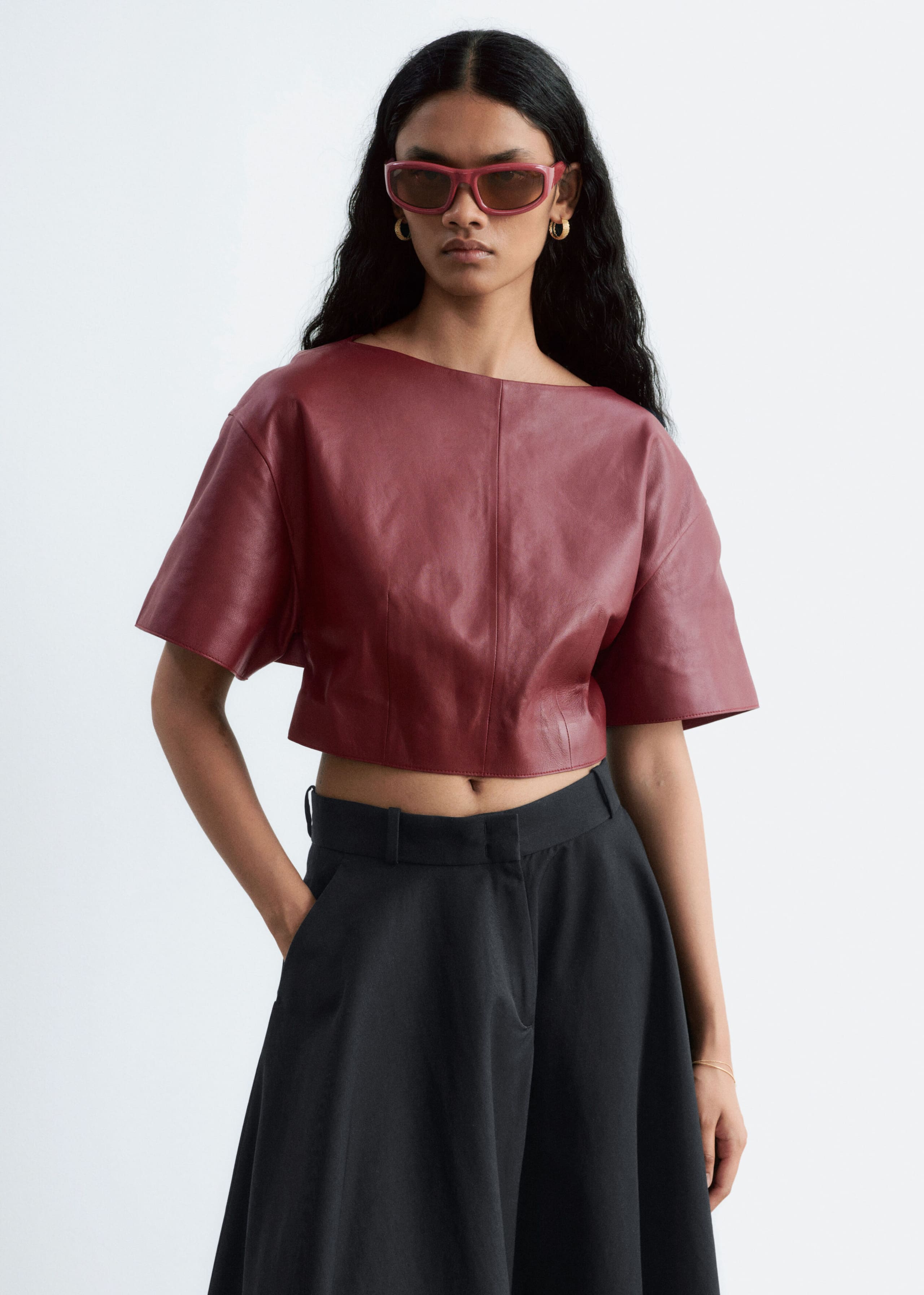 Haut en cuir à nouer au dos - Rouge foncé - Lookbook