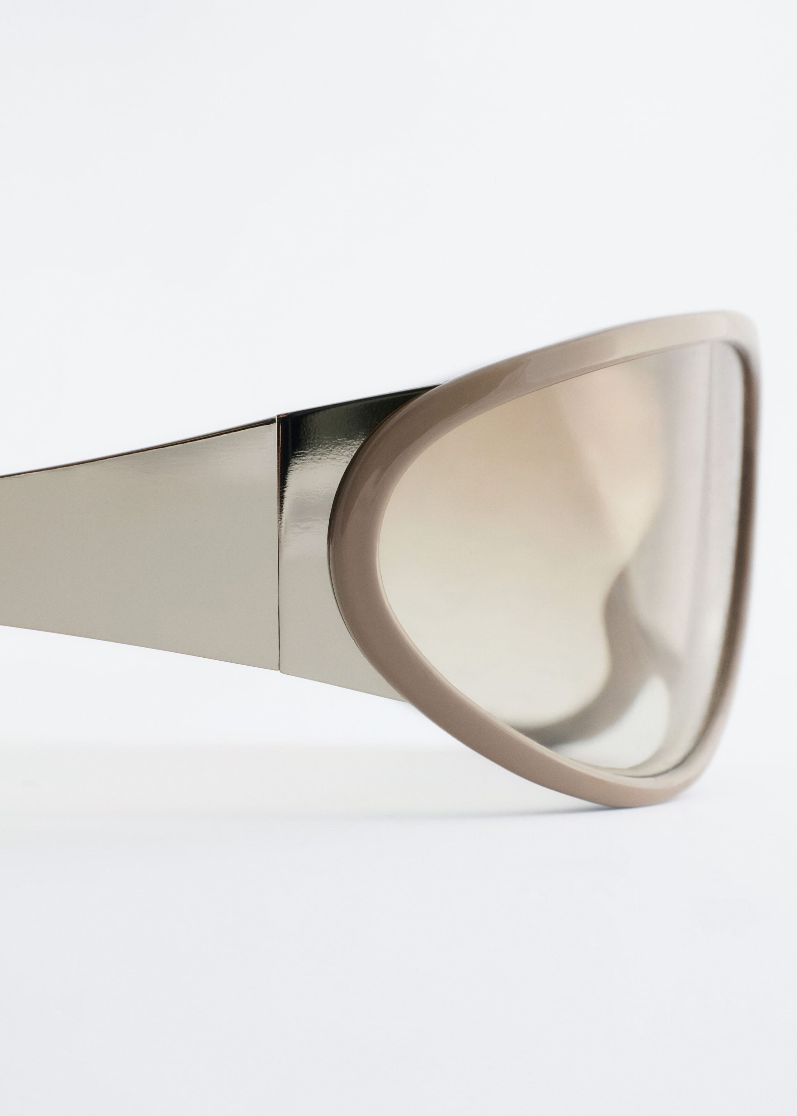 Ovale Sonnenbrille - {{variantName}} - Beschreibendes Detail