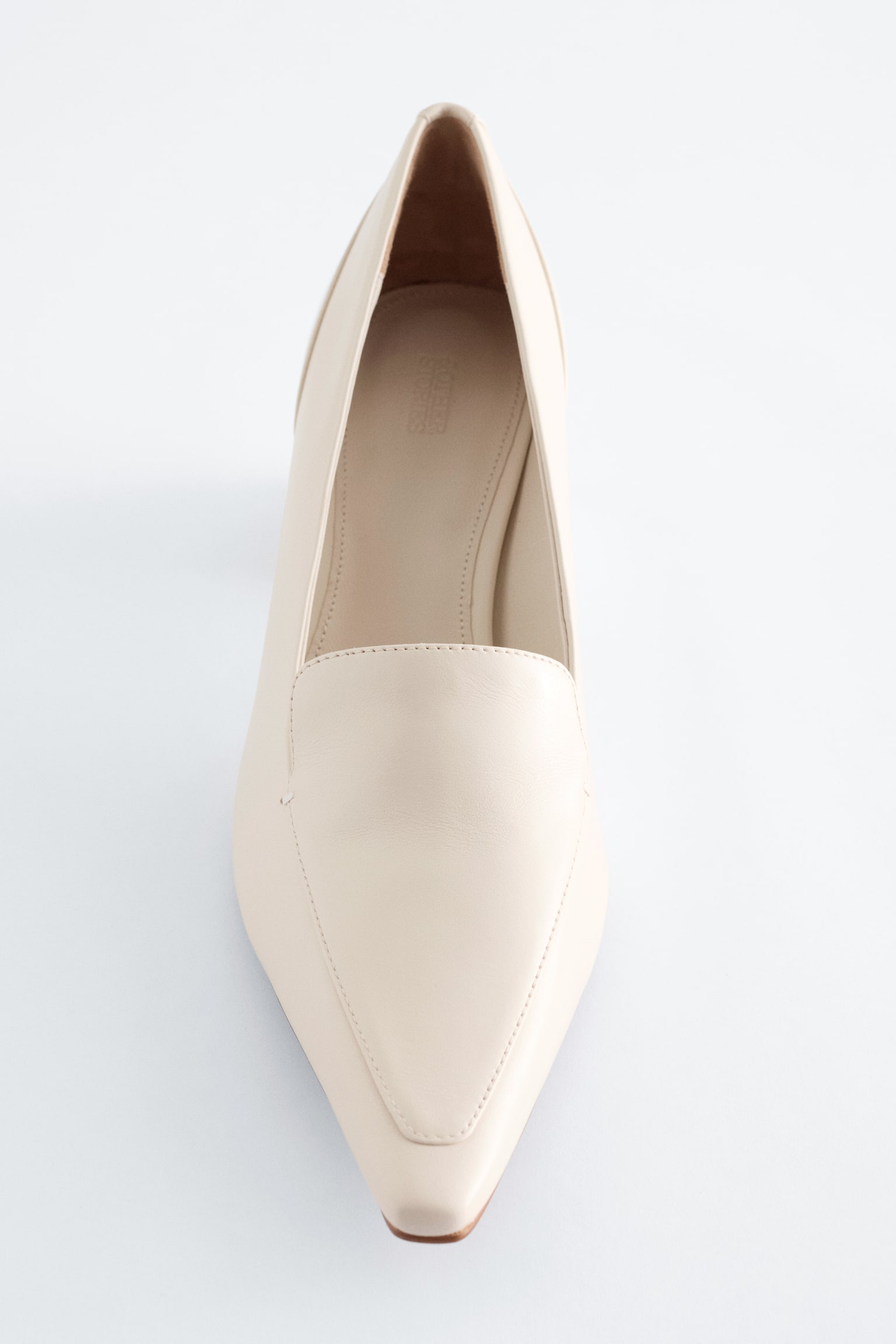 נעלי עקב מוקסין מעור - שמנת/שחור - 5