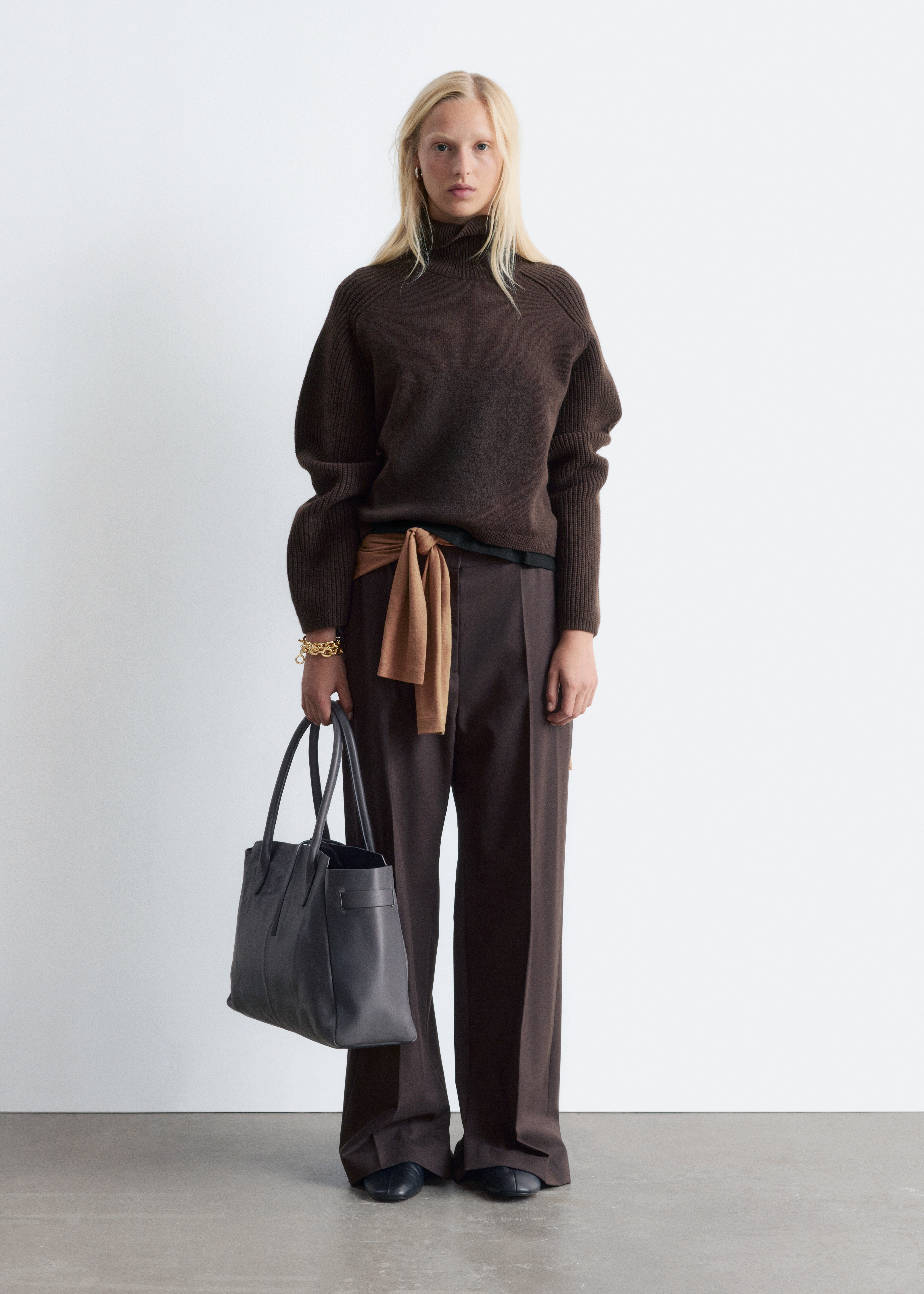 Boxy Turtleneck Jumper - Maro închis/Albastru închis
