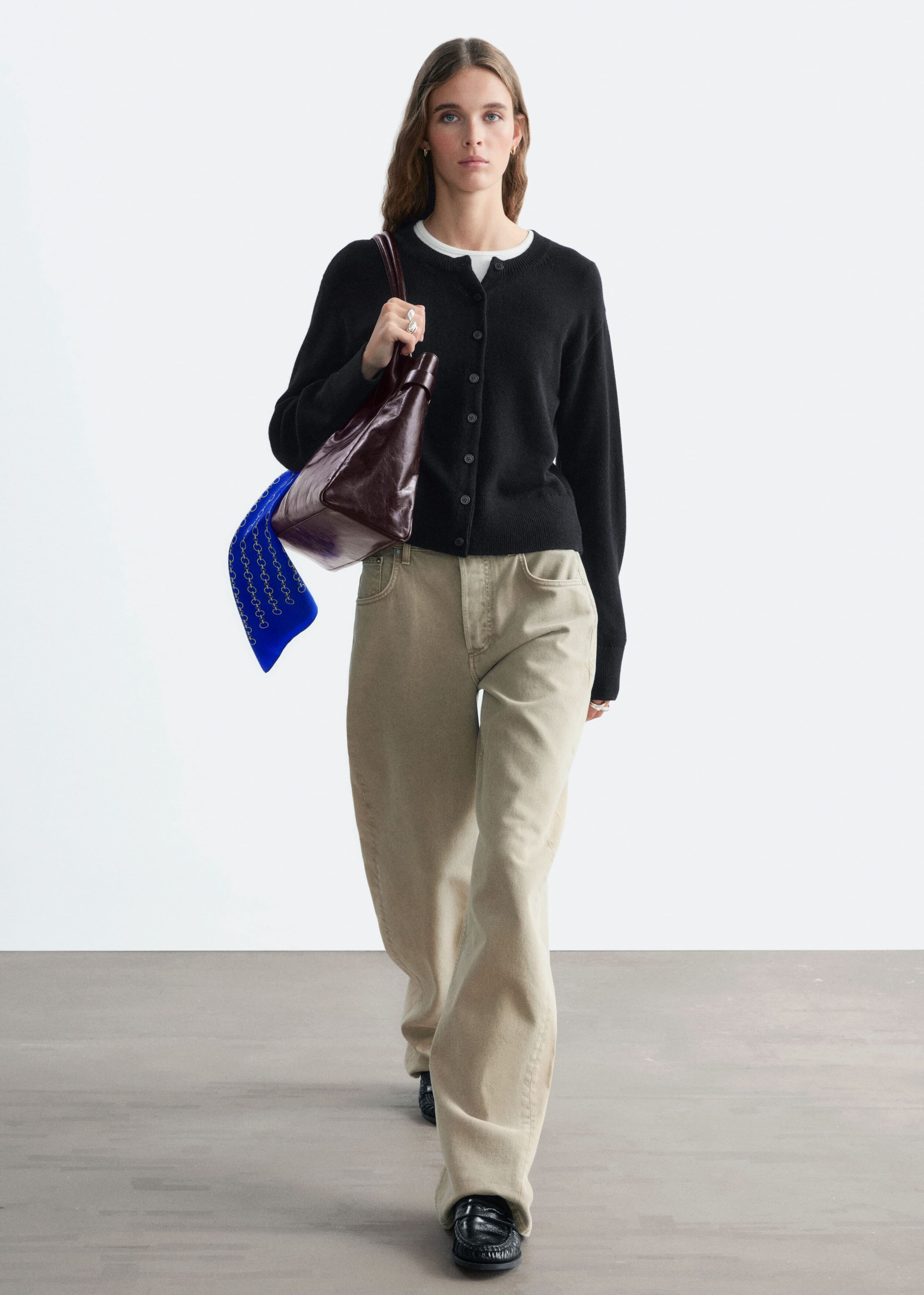 Thin-Knit Cardigan - Black - Lookbook