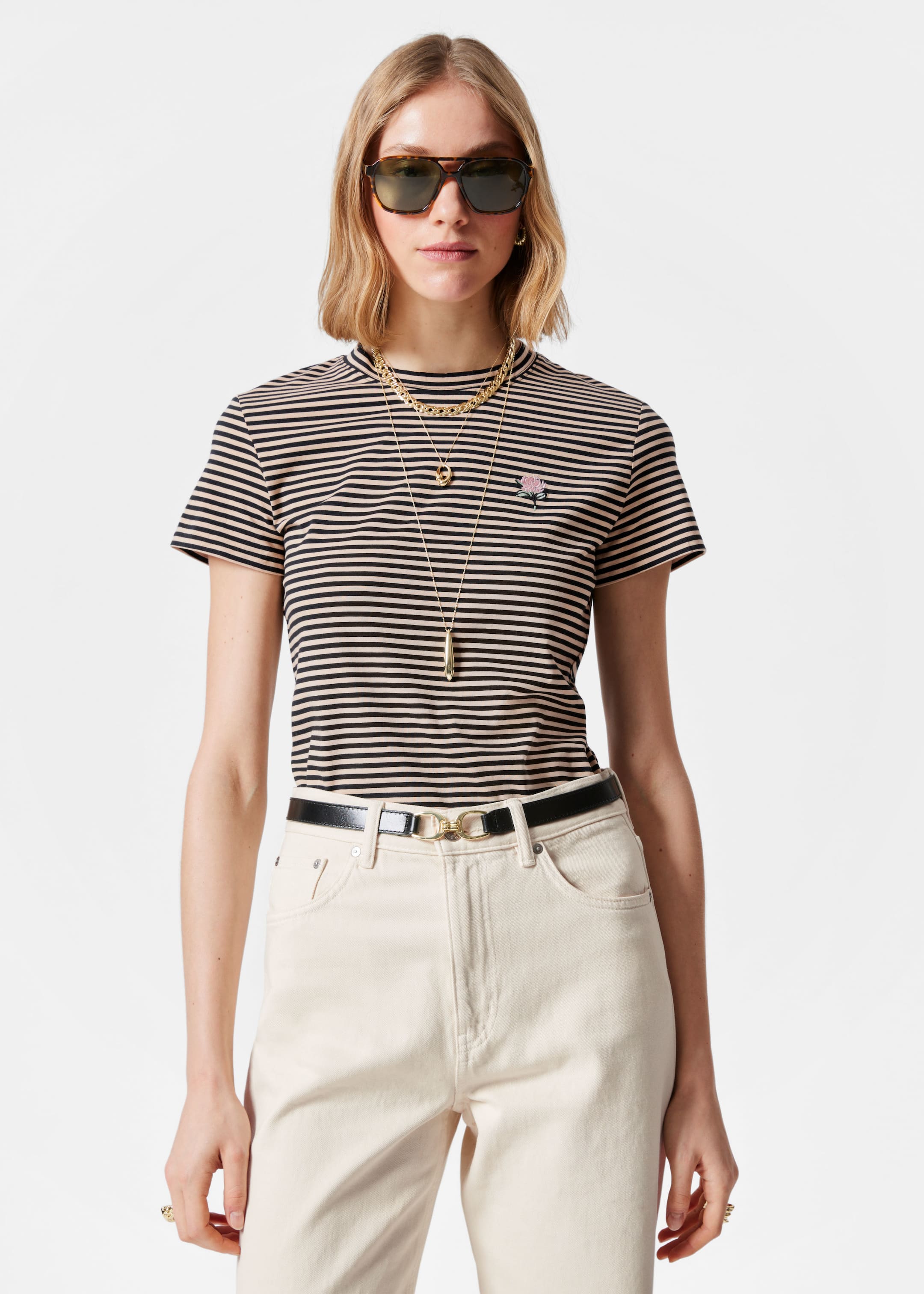 Größeres Bild anzeigen: T-Shirt mit Stickerei - Beige/Schwarz gestreift - Ladies | H&M AT 1