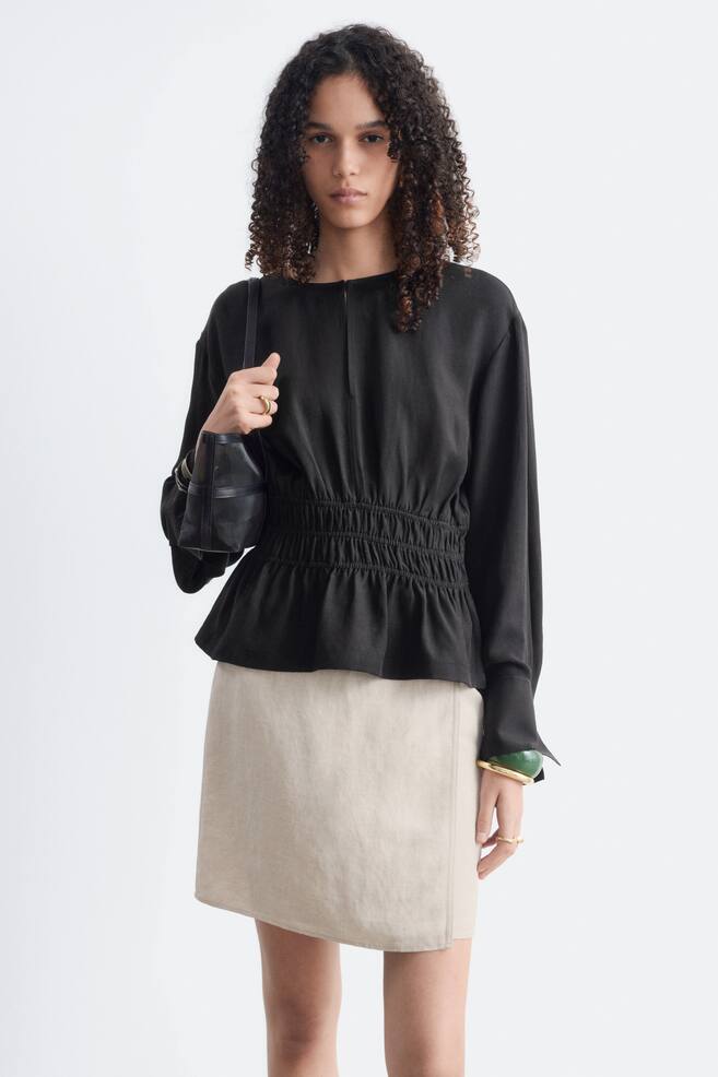 Blusa de lino y cintura fruncida con nido de abeja - Negro/Blanco roto - 1