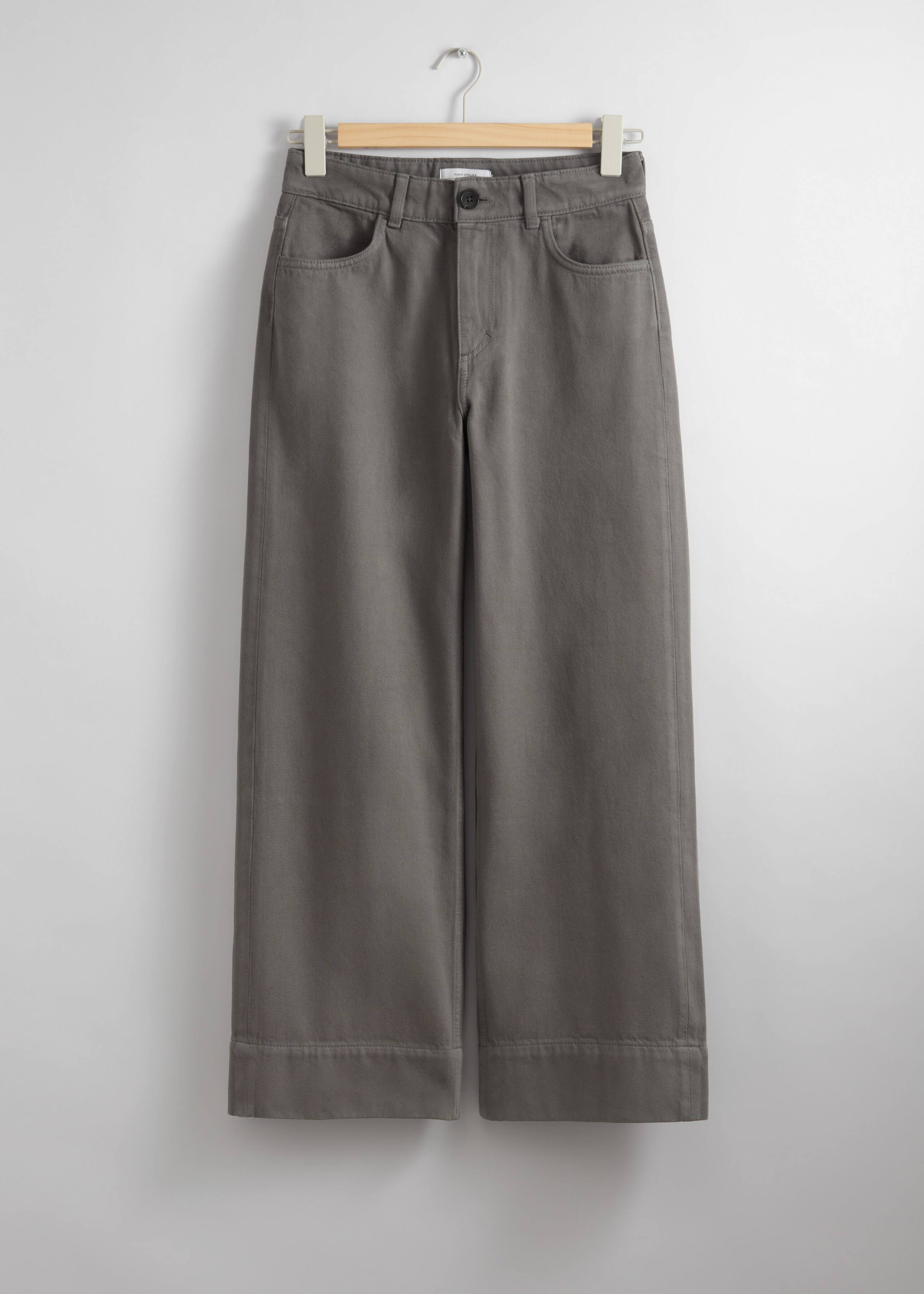Verkürzte Jeans mit geradem Bein - Creme - Stillleben