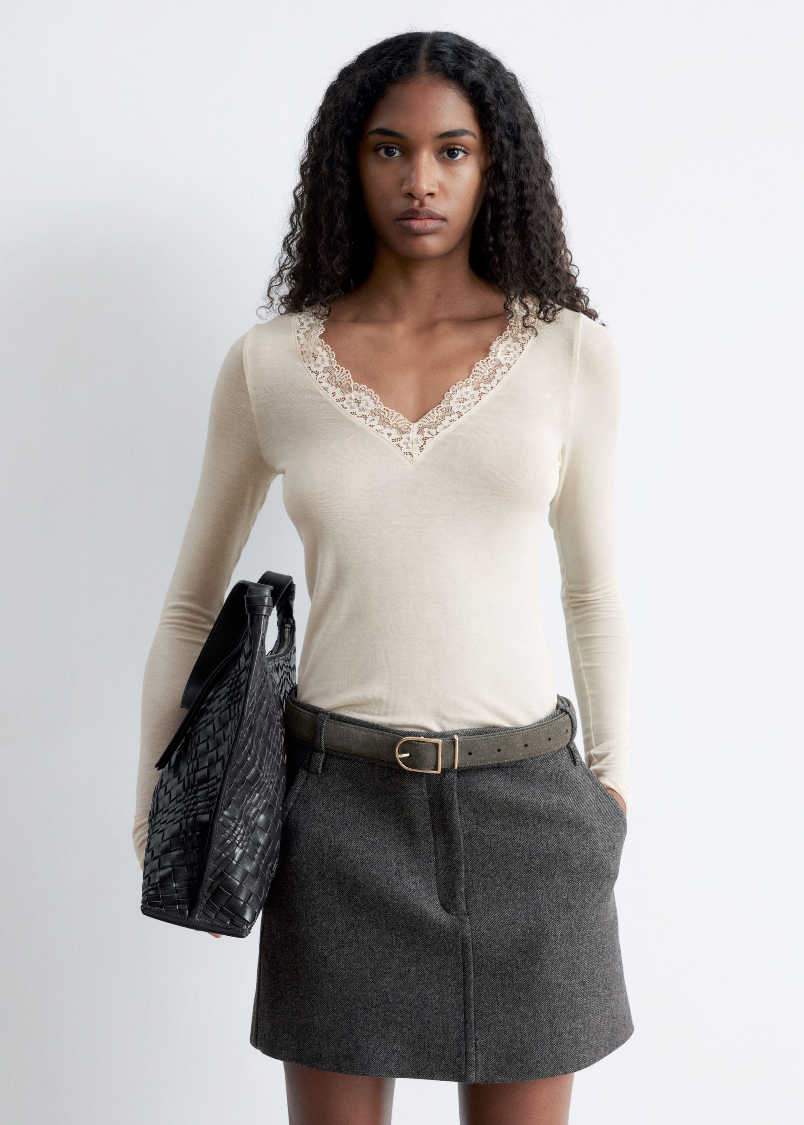 Image of Oberteil mit V-Ausschnitt und Spitzenbesatz