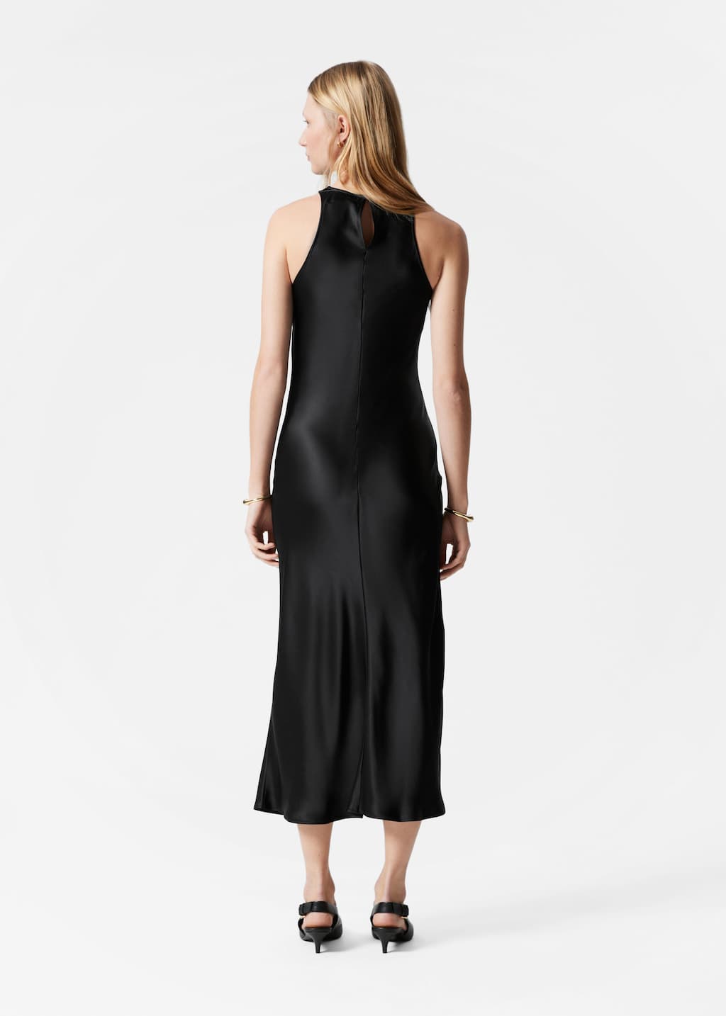Ärmelloses Midikleid aus Satin - Schwarz - Lookbook