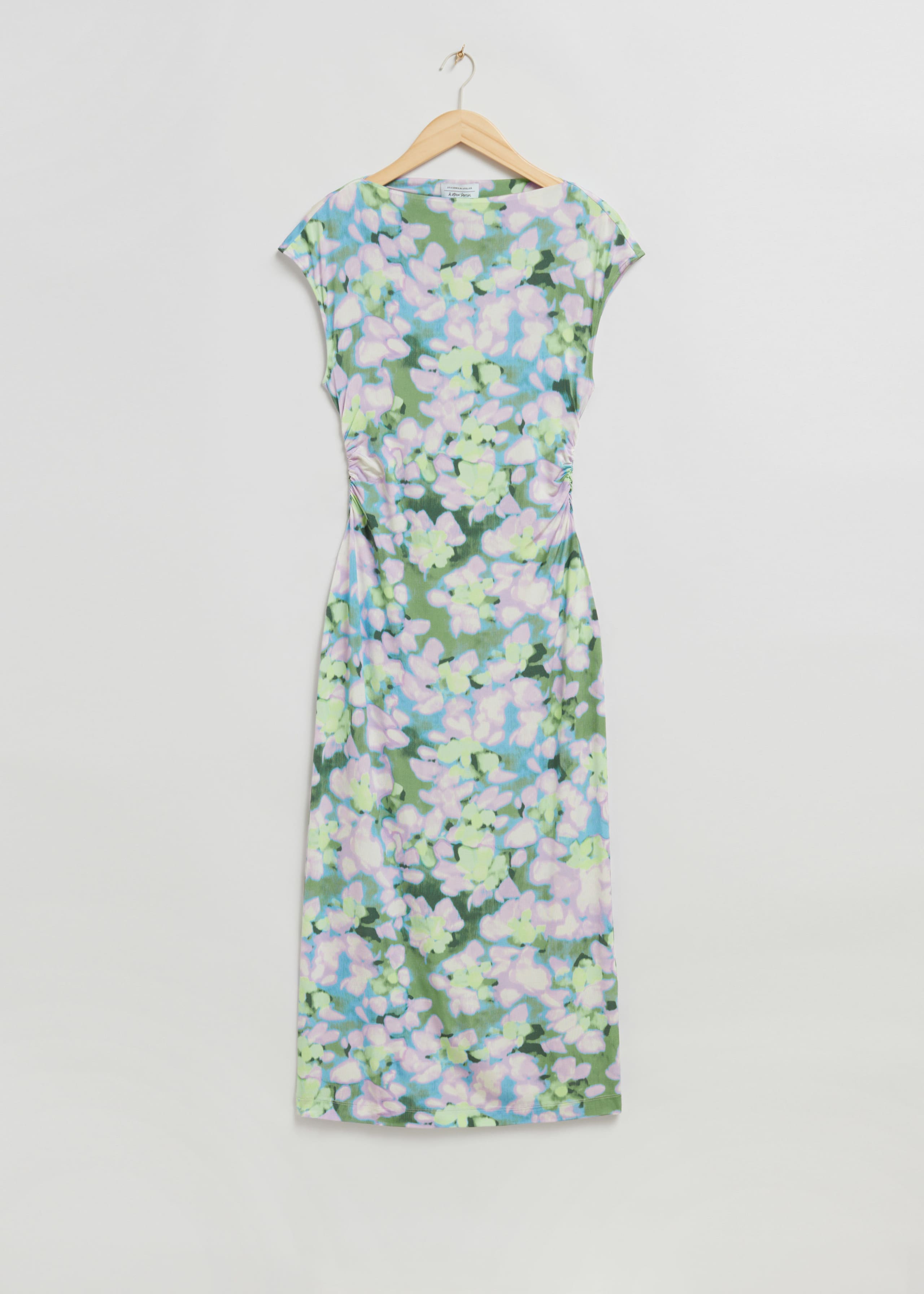 Ruched Boat-Neck Midi Dress - Lilac Floral Print - Bodegón