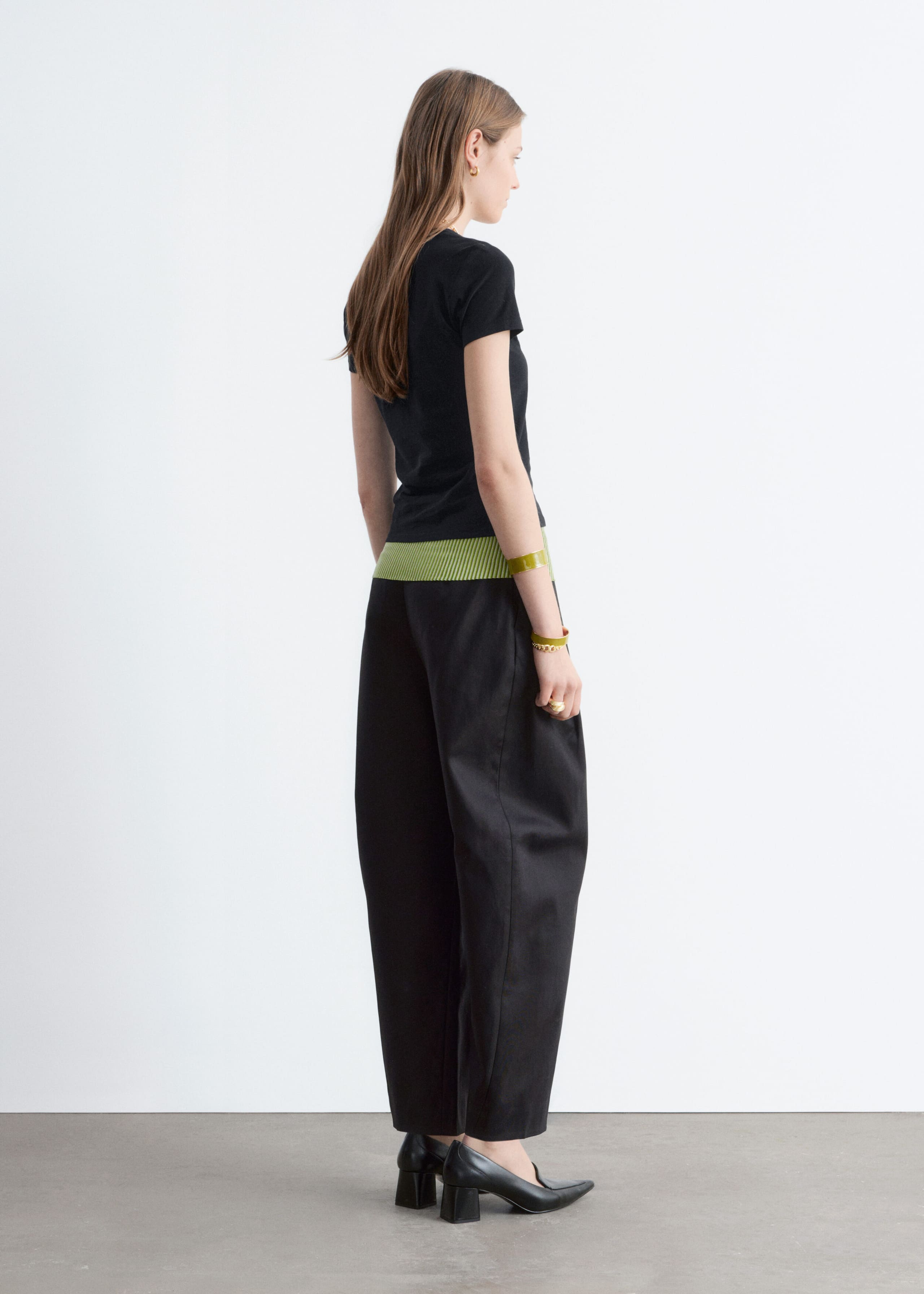 Image of V-ringad t-shirt i bomull